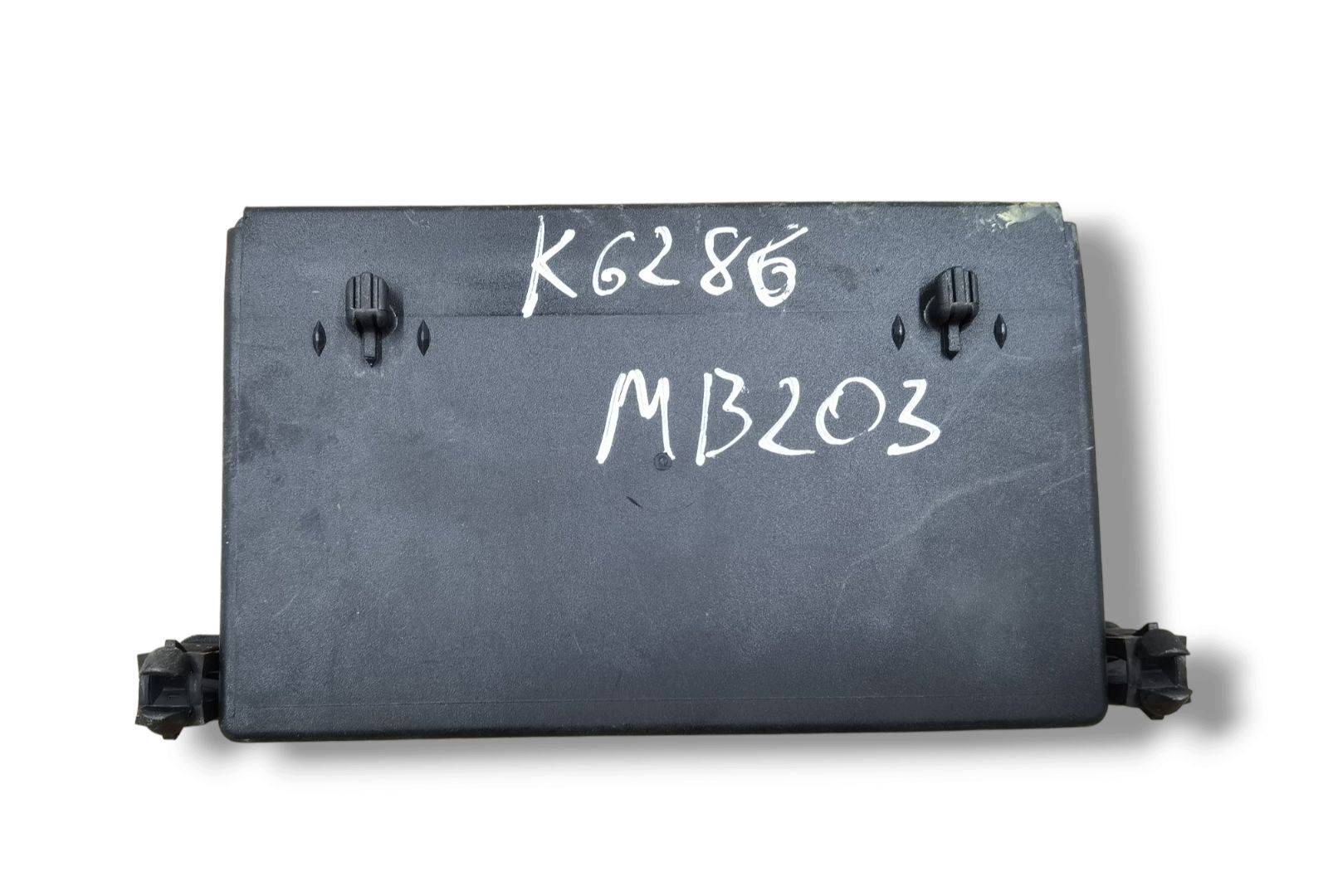 module door front right side Mercedes-Benz C W203 facelift W203 2004