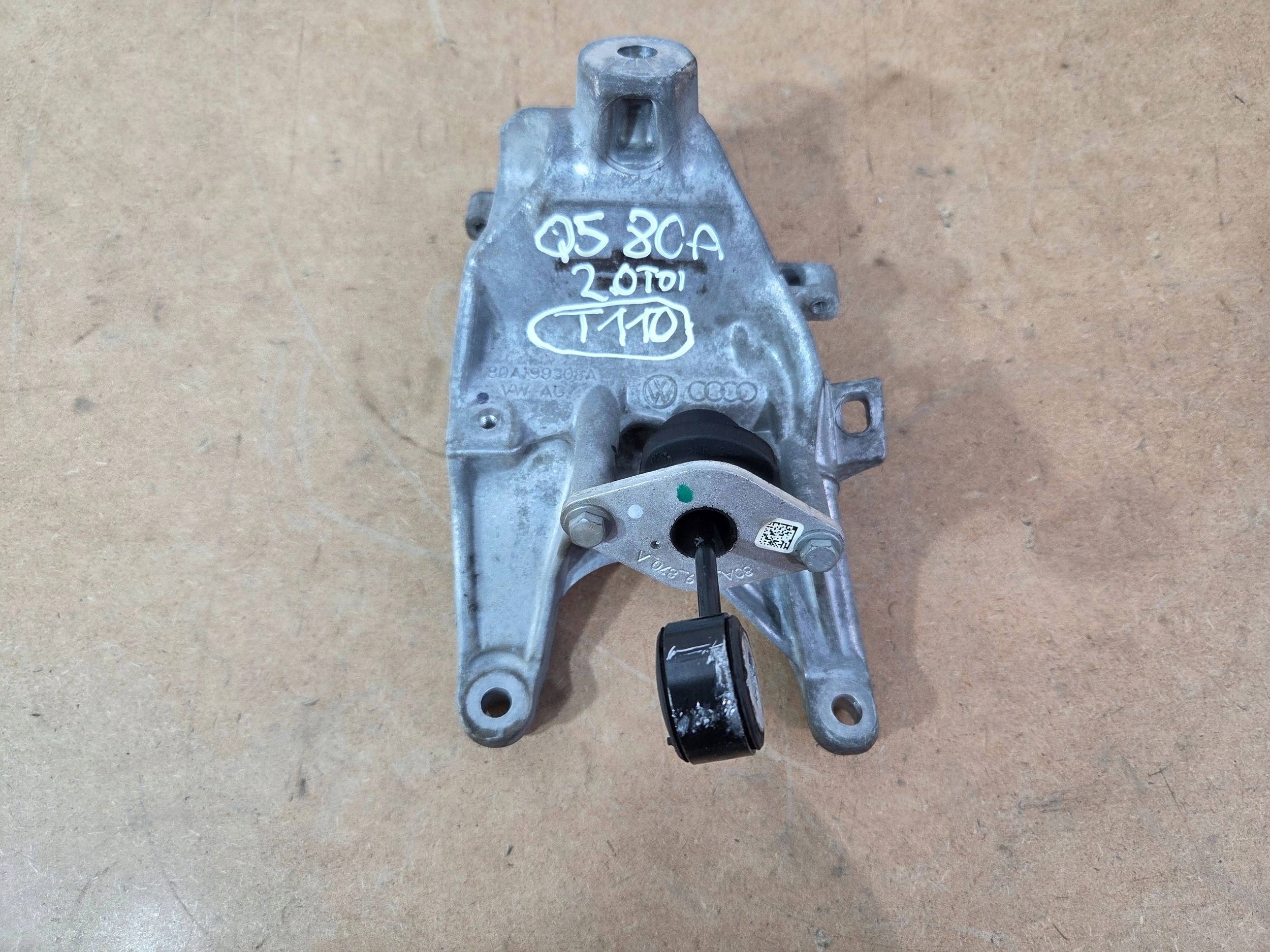 Audi Q5 SQ5 FY 2,0TDI engine mount 80A199308A (T110)