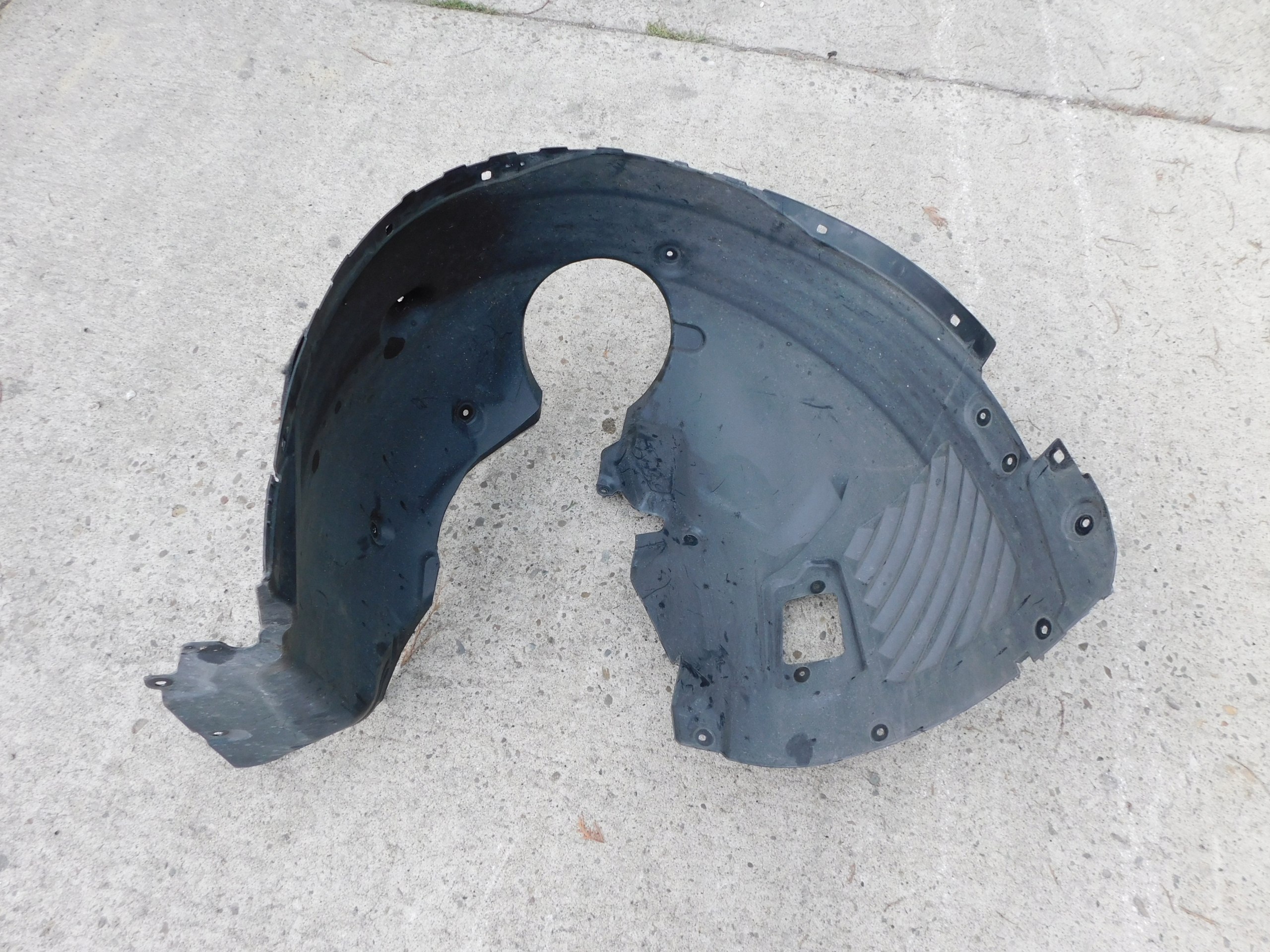 BMW X1 U11 mudguard right front original nice 41628 SP08658