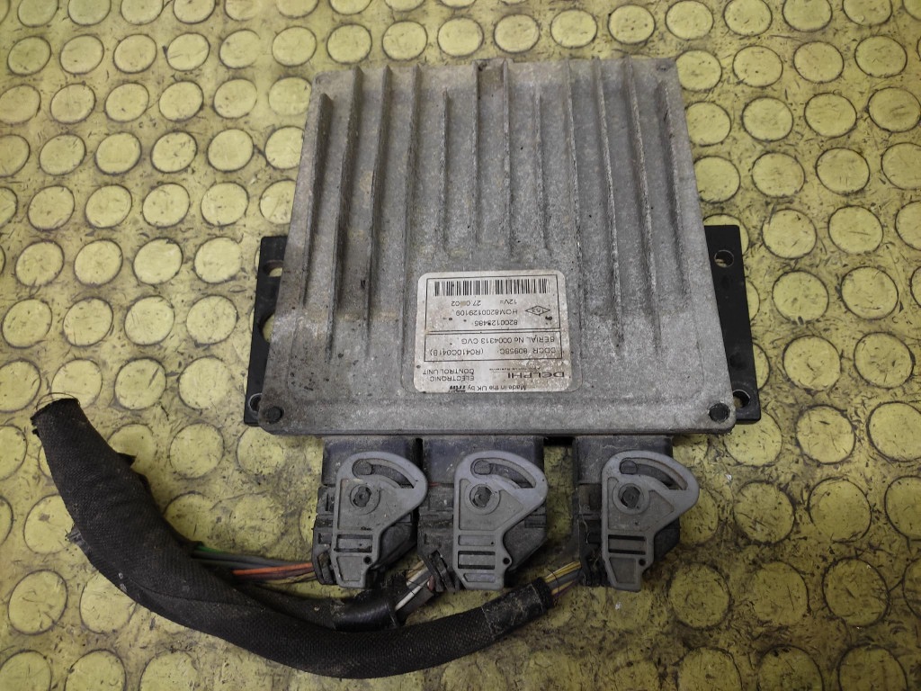RENAULT KANGOO control unit of the engine 8200123485