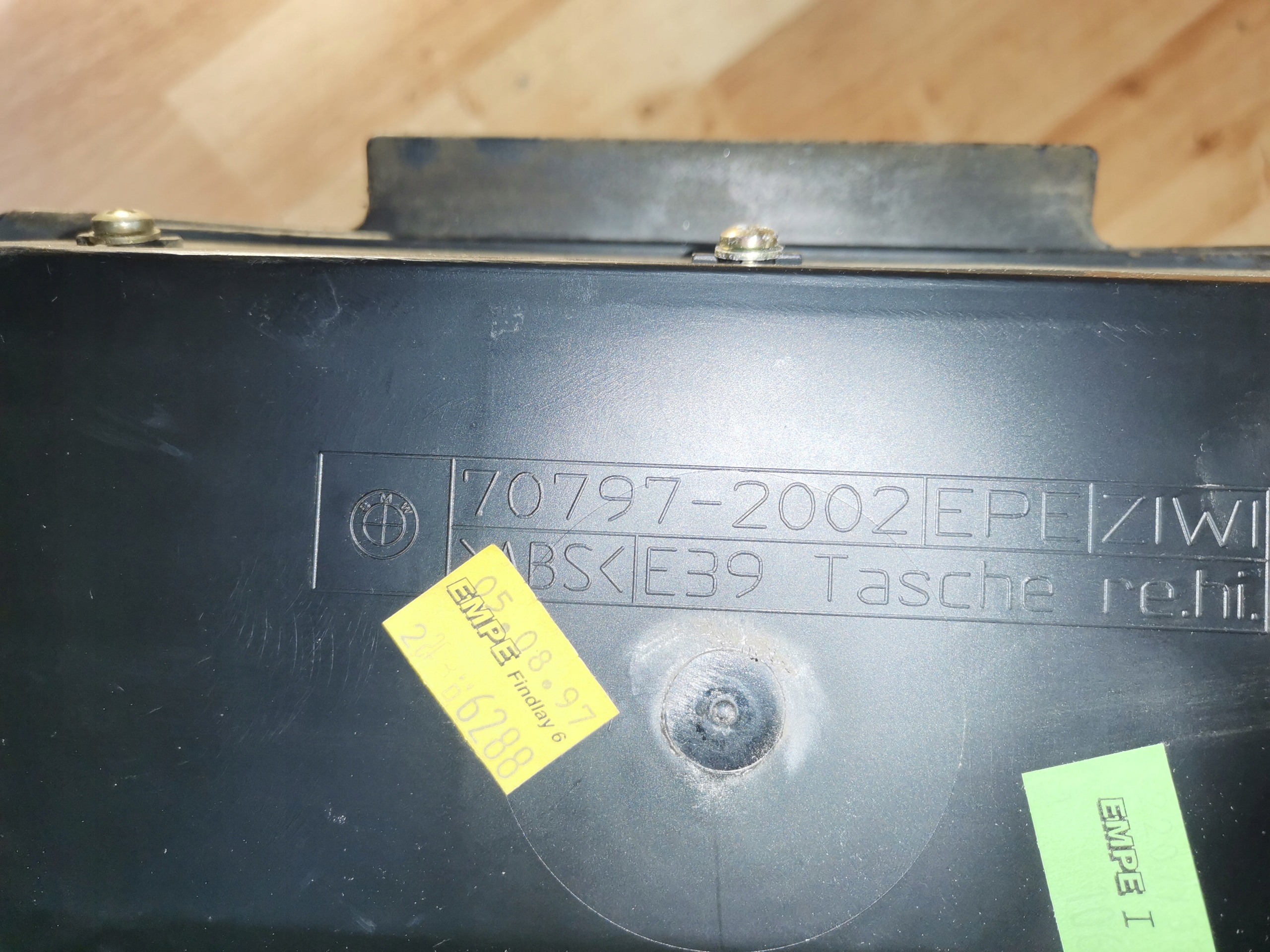 passenger compartment door left rear part ashtray BMW E39 70797-2002