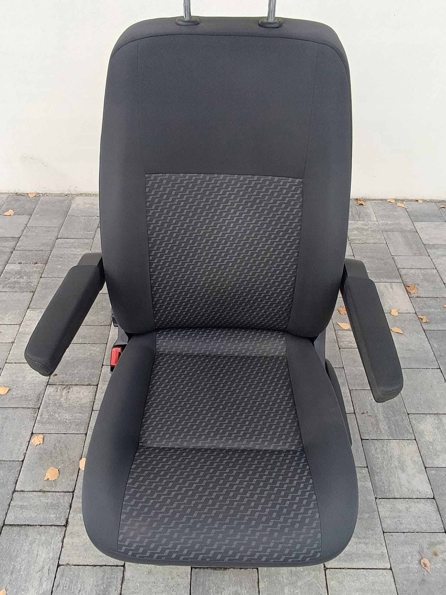 VW T5 T5 LIFT seat front/front pojedynczy left driver´s/ kierowca TASAMO