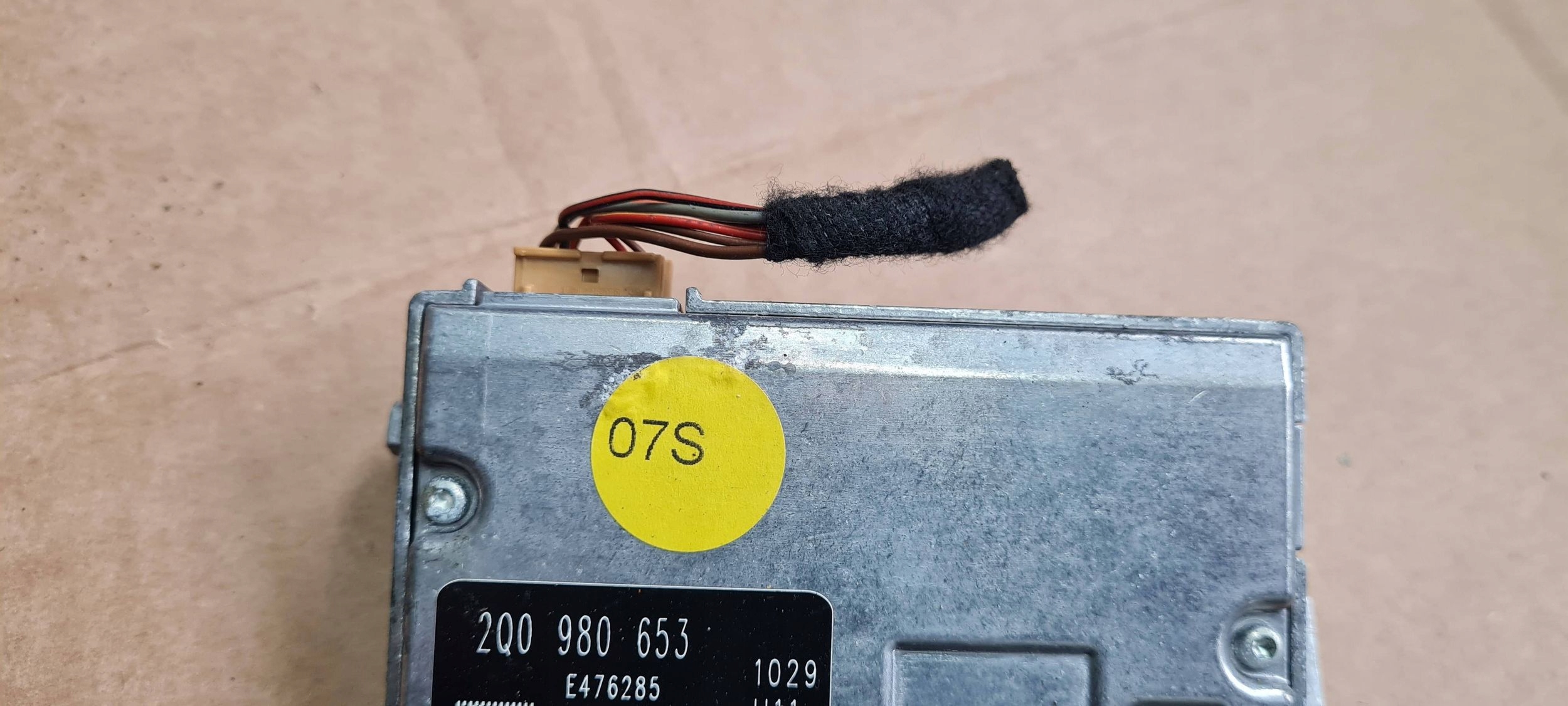 Q3 83A KAMERA ASYSTENT windows CZOLOWEJ front 2Q0980653C VW AUDI