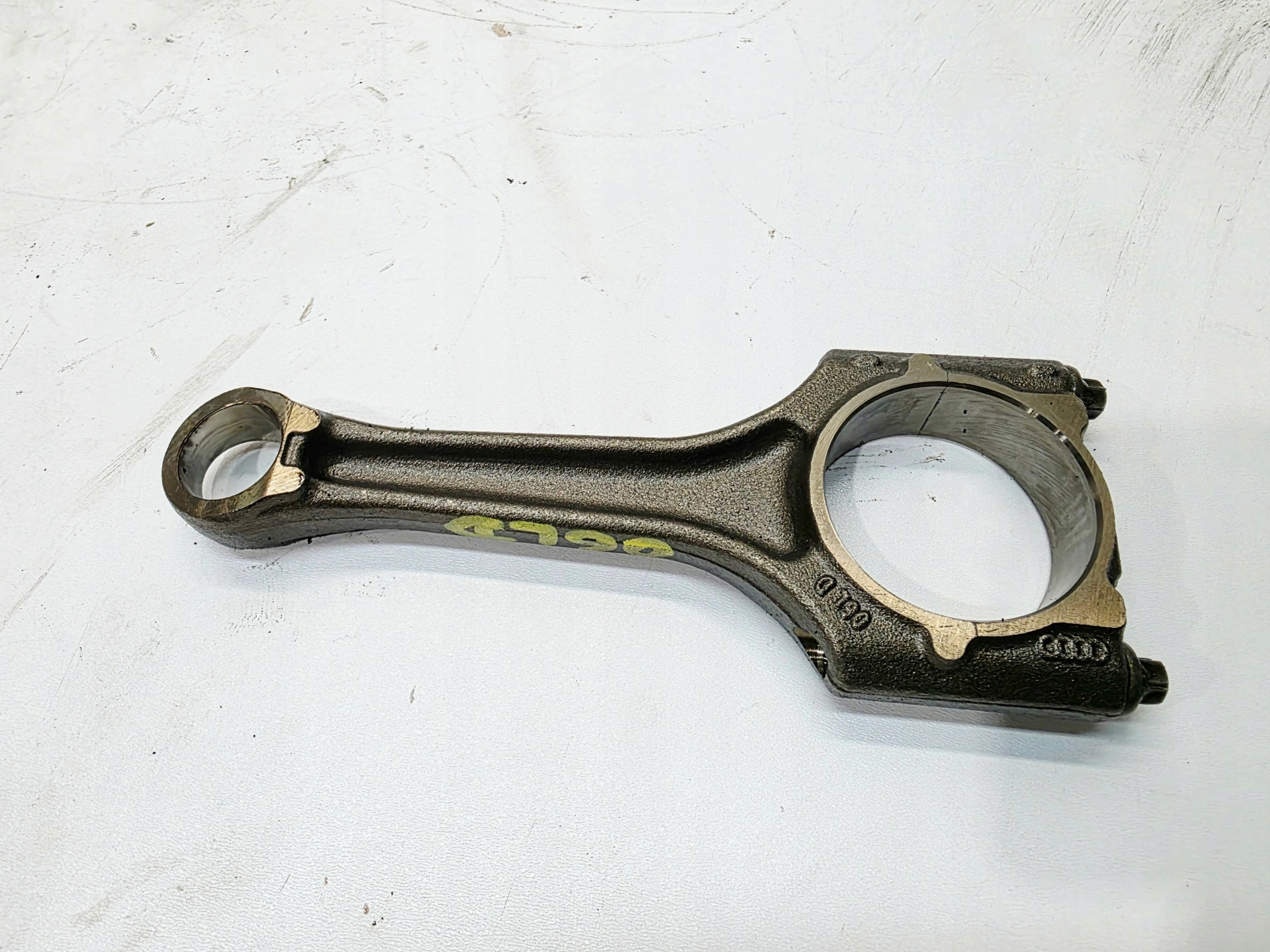 connecting rod AUDI A3 8P A4 B8 A5 8T 1.8 TFSI 06LD