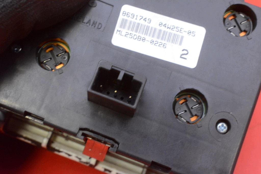 switch light switch 8691749 VOLVO S60 1 and V70 2 II 00-05