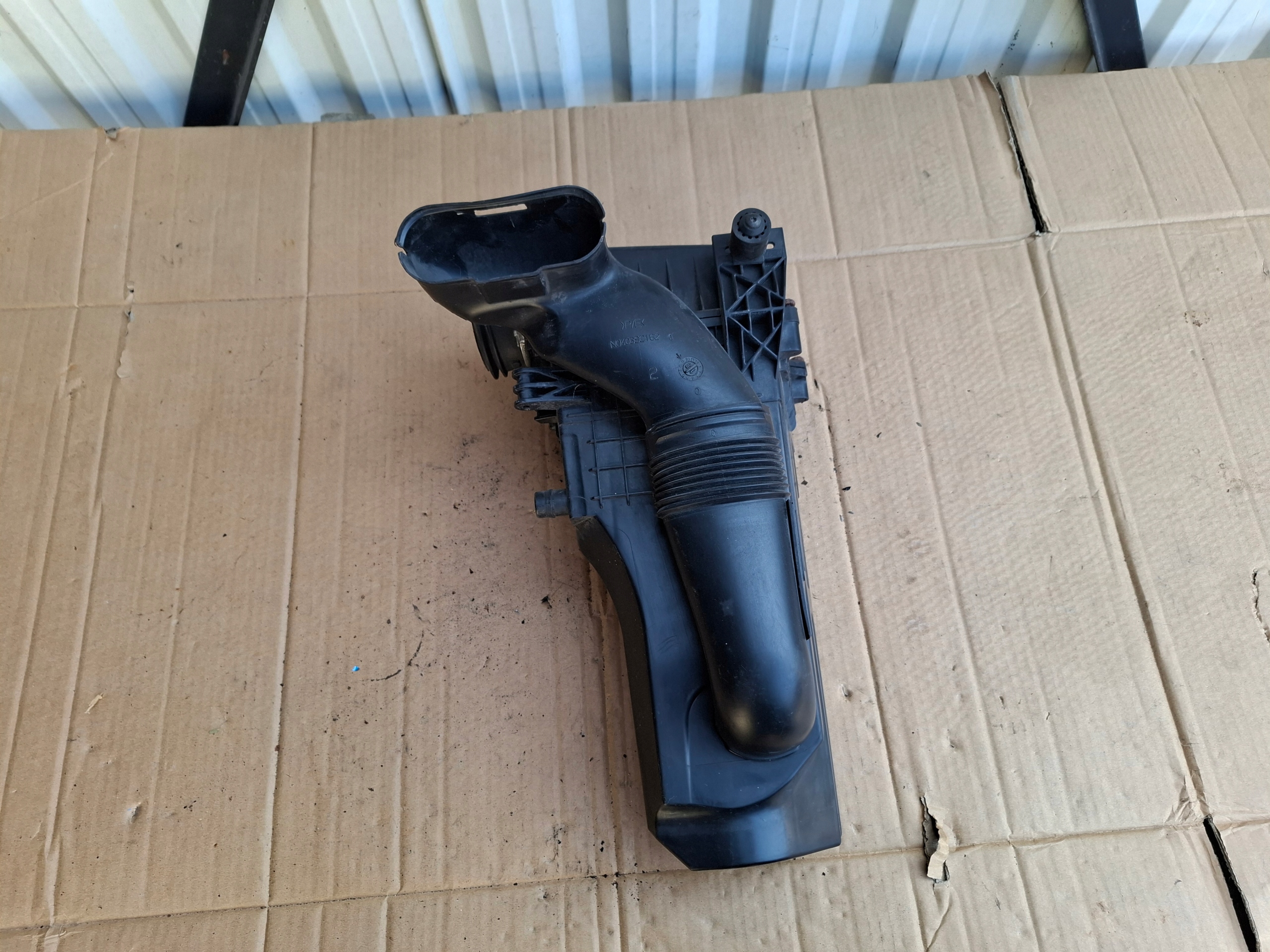 Gehäuse filter luft FORD FIESTA MK7 1,6 D