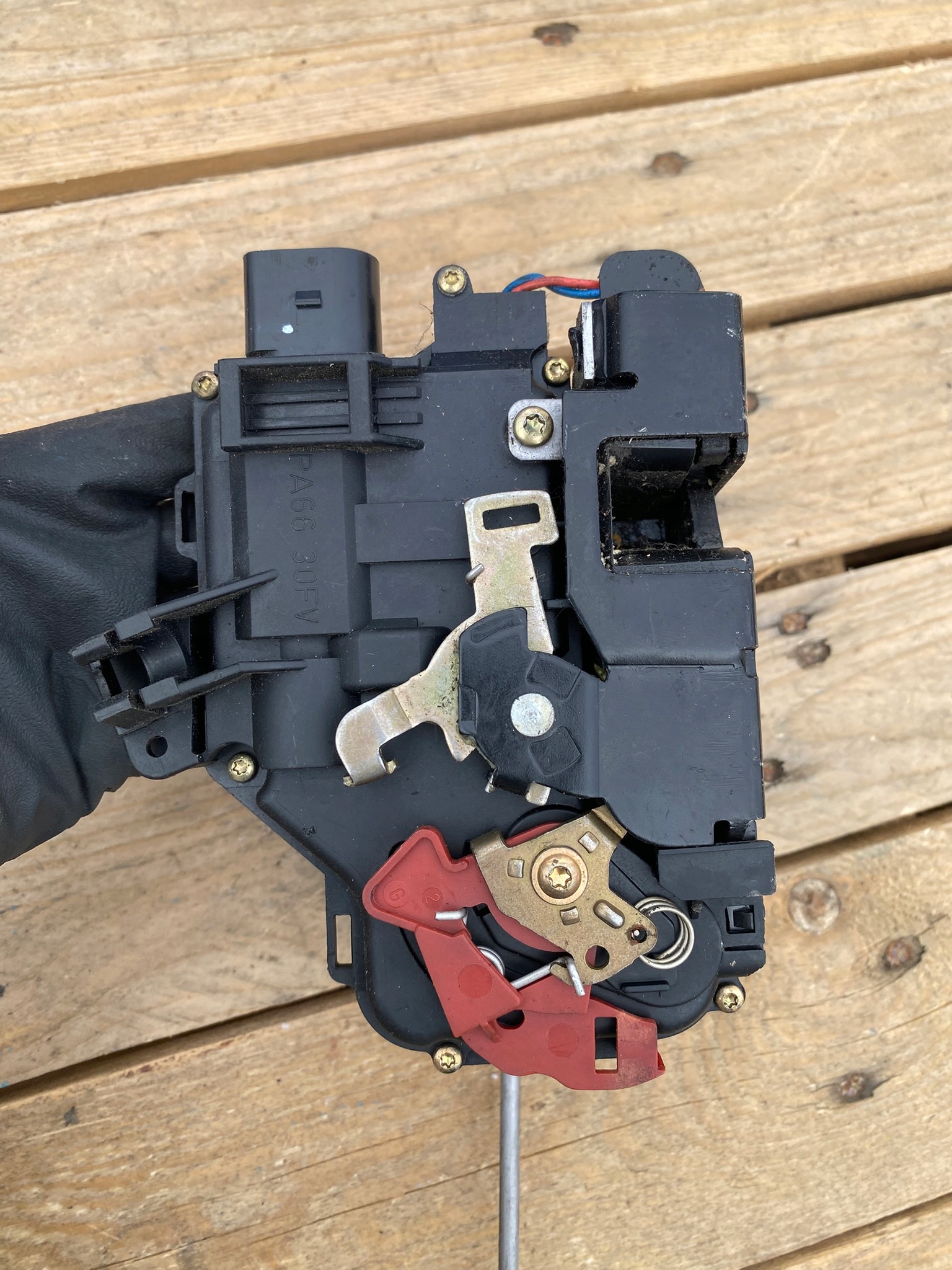 lock door left front ANGLIK AUDI B6 8E2837015C