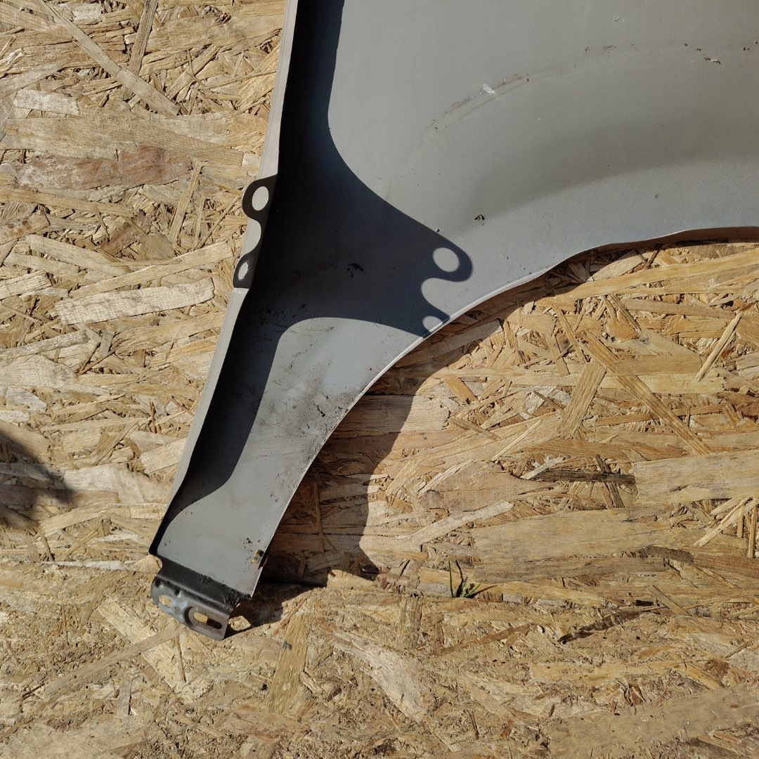 fender front left VOLVO V40 II CROSS COUNTRY code LAKIERU 708