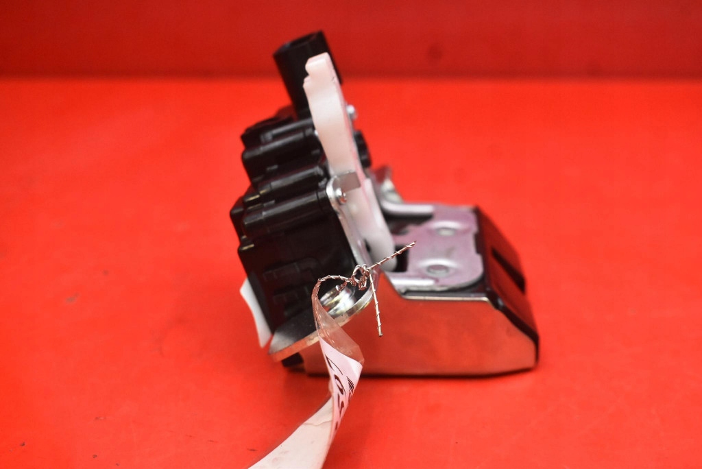 lock bonnet rear part boot KIA SPORTAGE 5 V 21-25