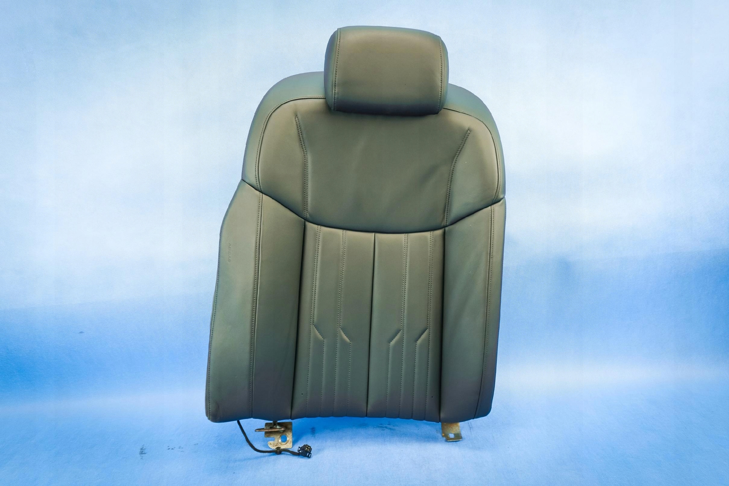 Oparcie hinten SITZ rechts Audi A8 4N D5