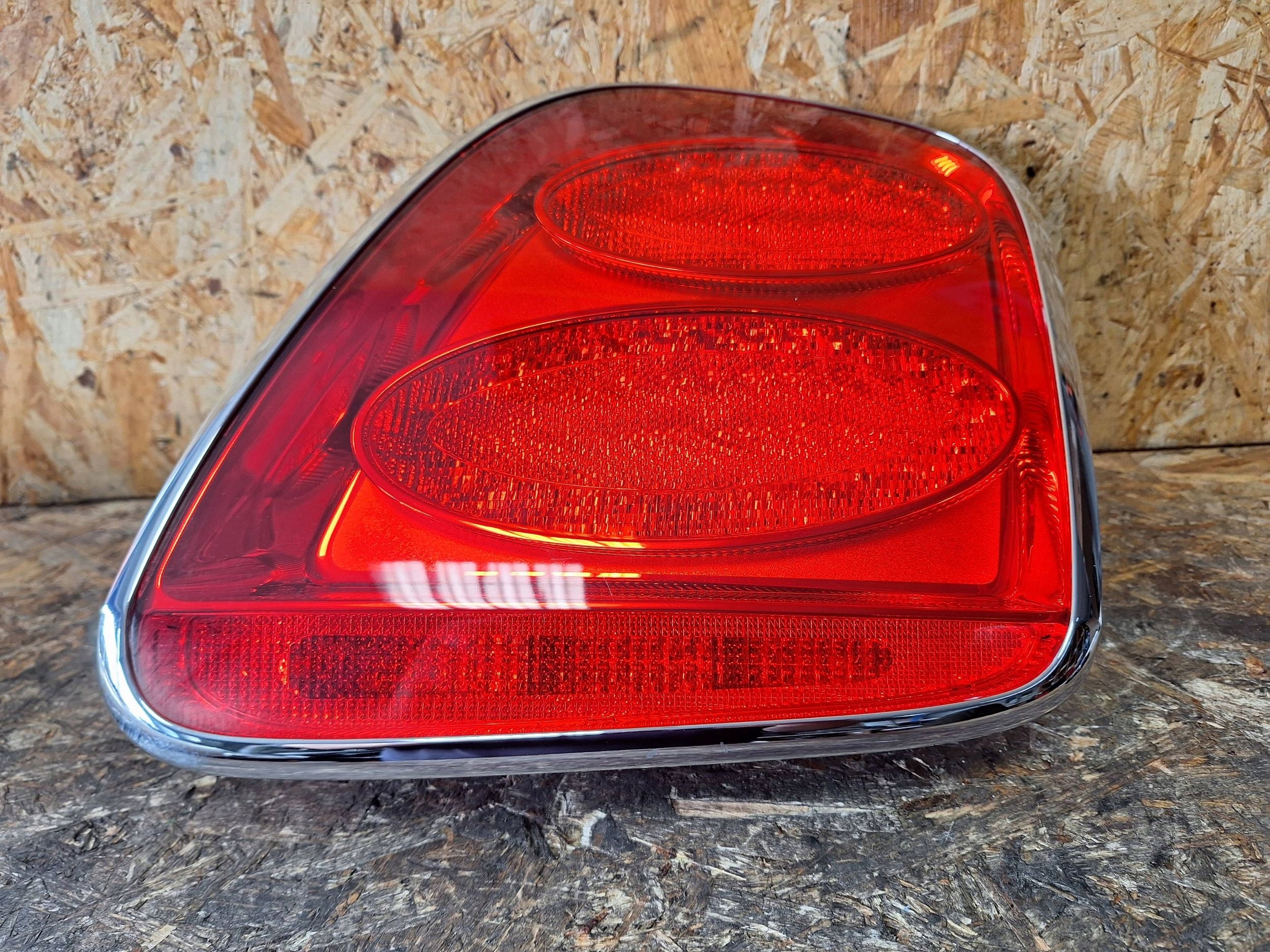 light right rear part BENTLEY CONTINENTAL FLYING SPUR LIFT 3W5945096M