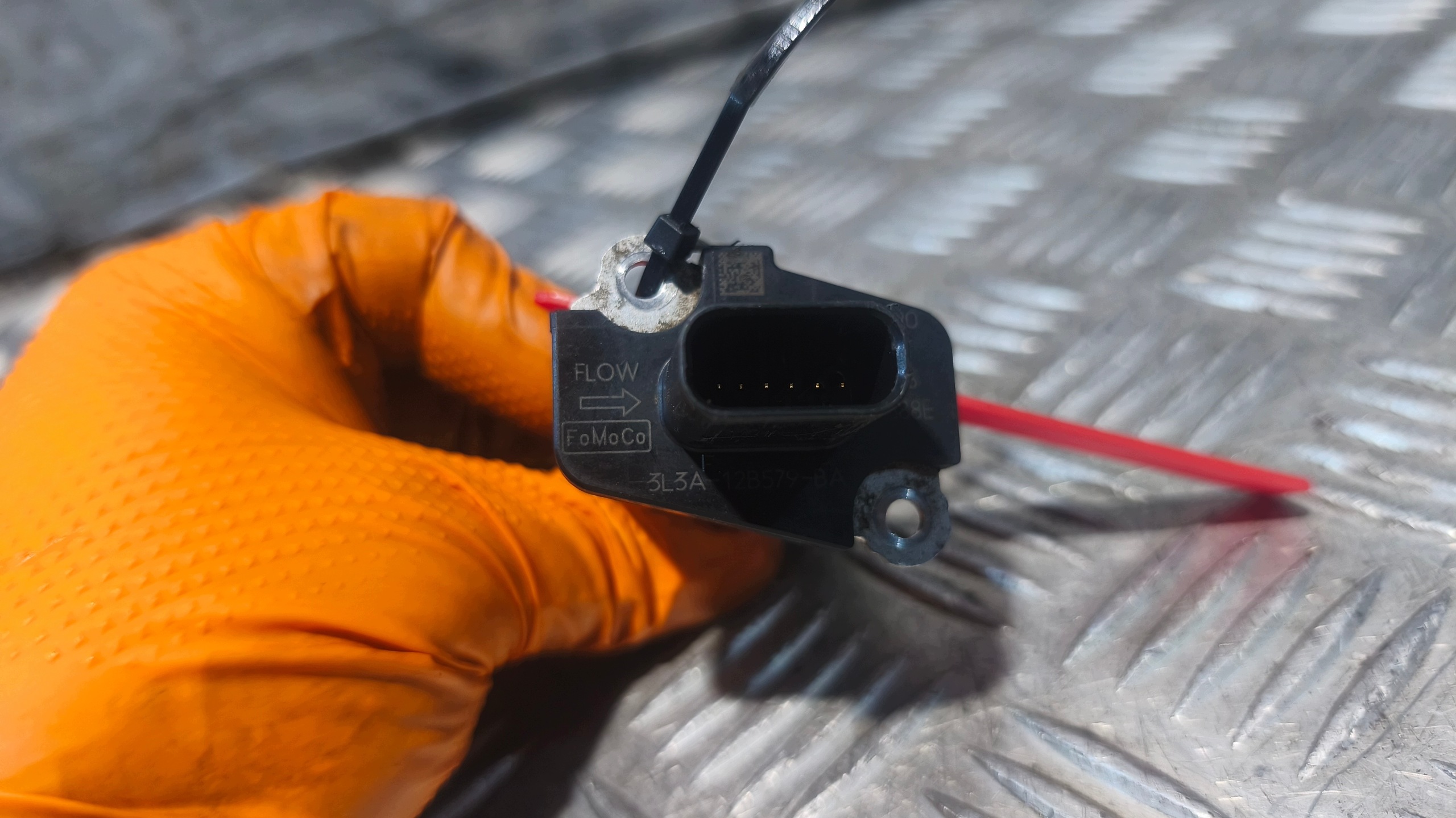 flow meter AFH60M-20 MAZDA TRIBUTE 2.3B 2005r