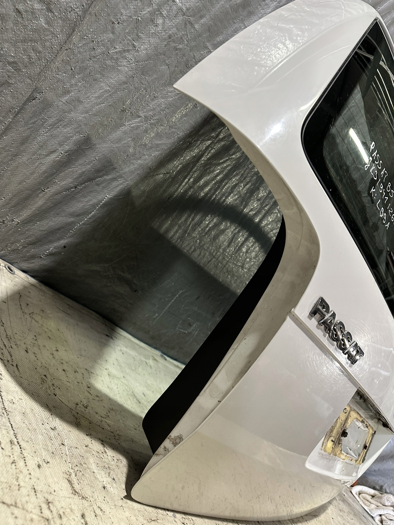 trunk door boot rear part PASSAT B5 FL LIFT KOMBI K:LB9A