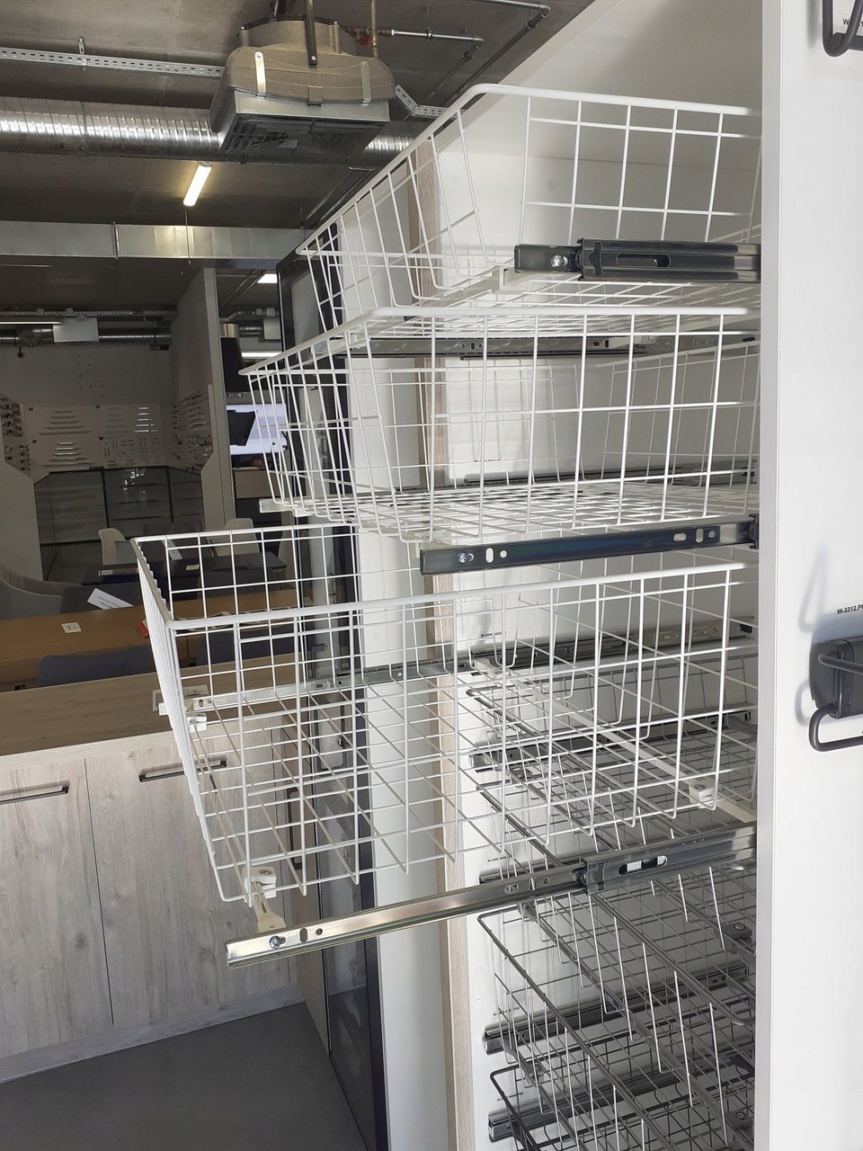 Kosz szuflada biała do garderoby 400 H-200 Producent Nomet