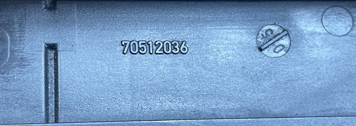 BMW 1 E87 3 E90 5 E60 X3 E83 LCI 2.0 DIESEL 2007- Abdeckung der Ventile 7797613