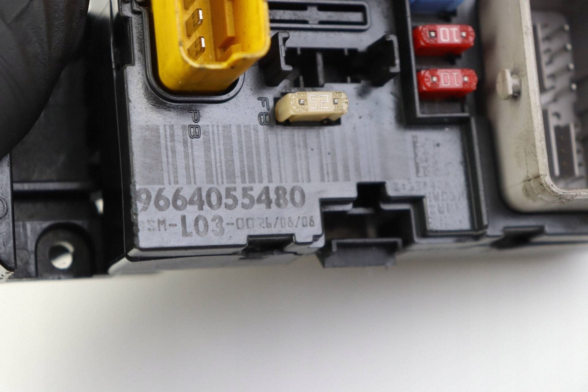 CITROEN PEUGEOT module compartment control unit BSM 9664055480