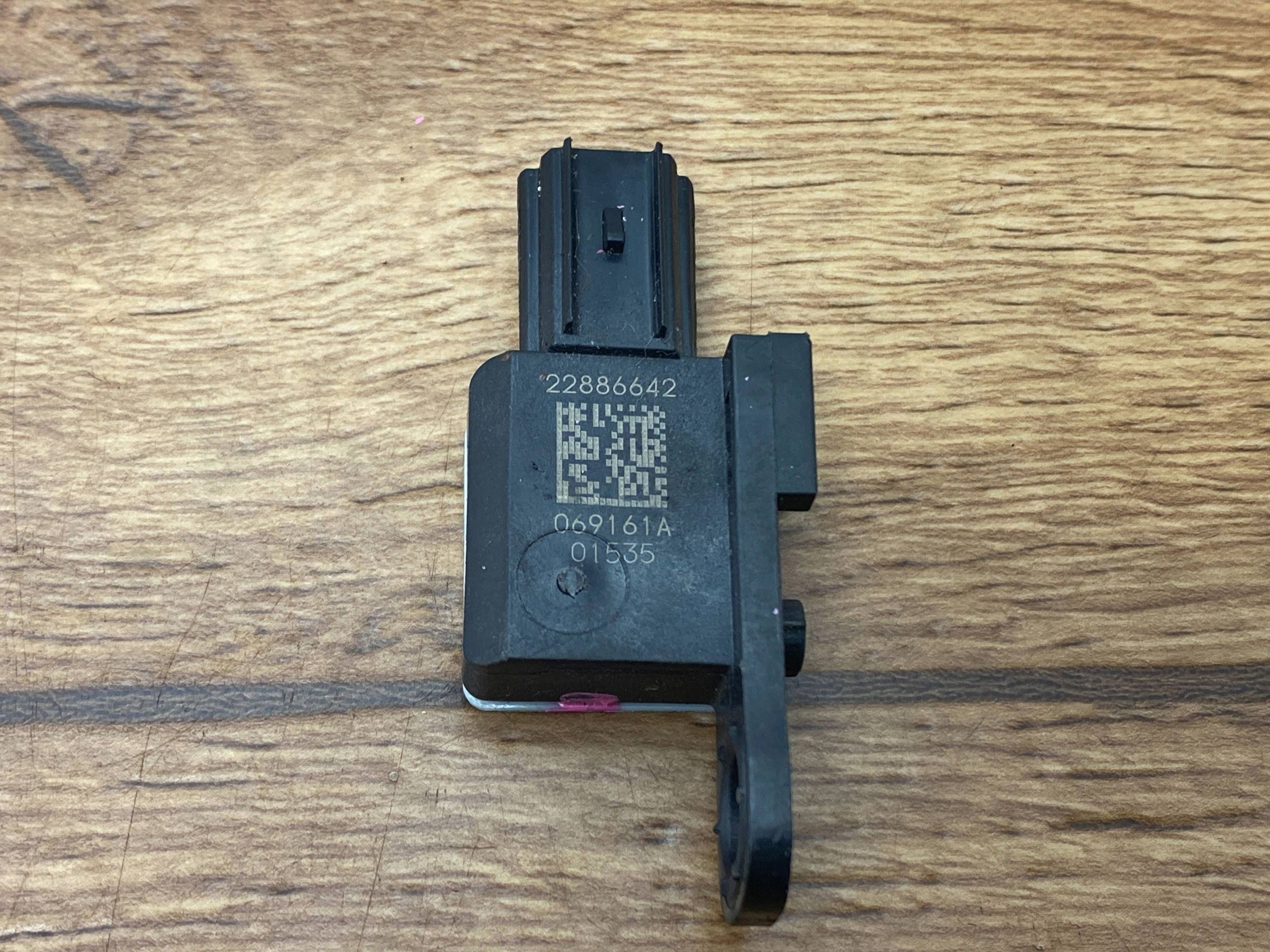 Sensor zderzeniowy (airbag) Chevrolet Camaro VI 2016+