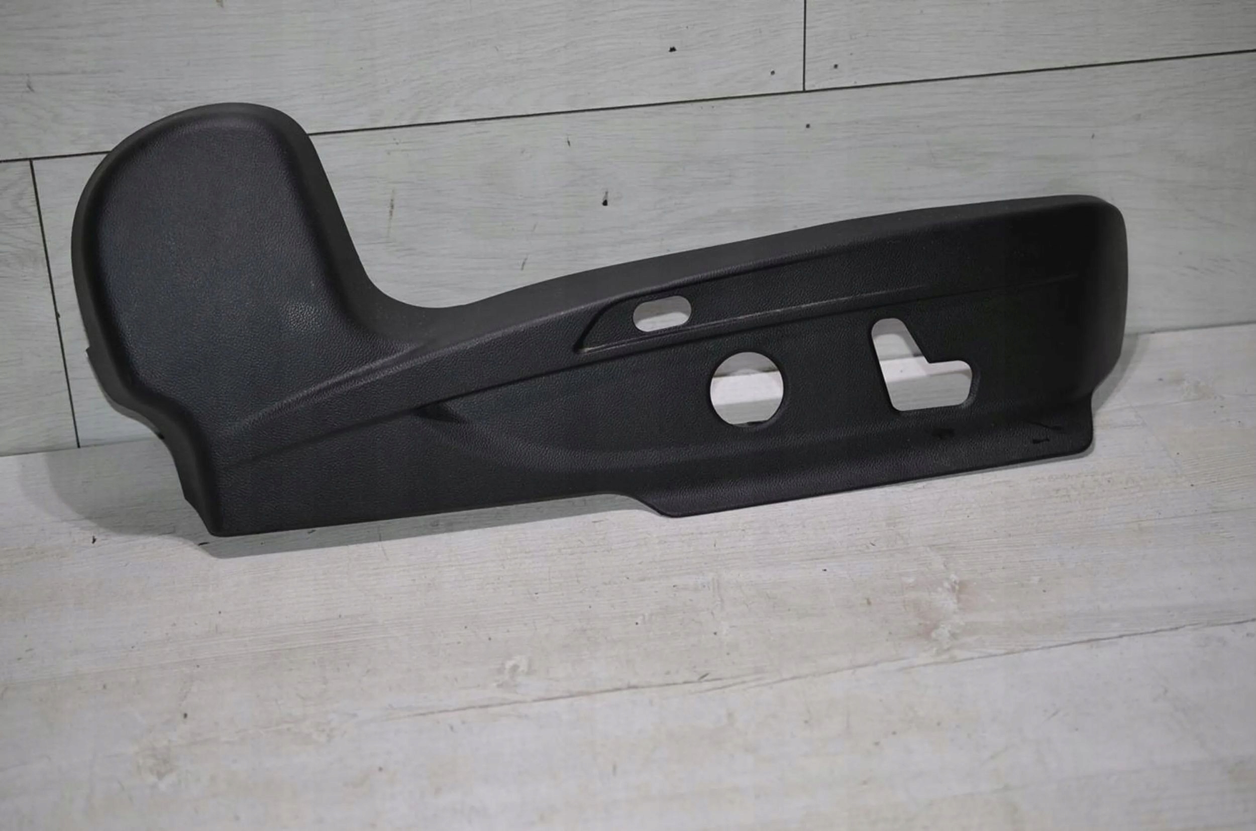 Alfa Romeo Giulia 2021 front side right cover seat