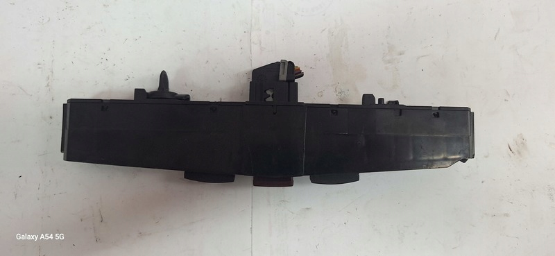 switch switch of the lights OPEL ZAFIRA B 03758065XD