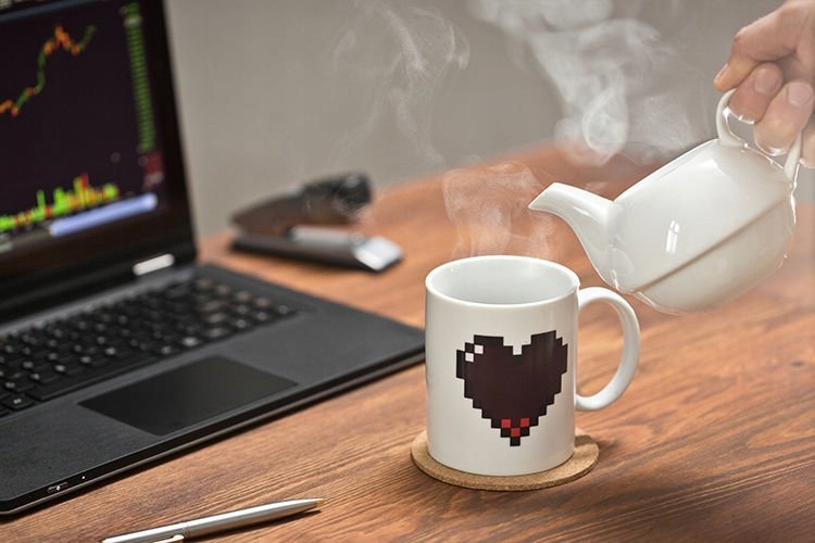 

Magiczny Kubek Pikselowe Serce Walentynki