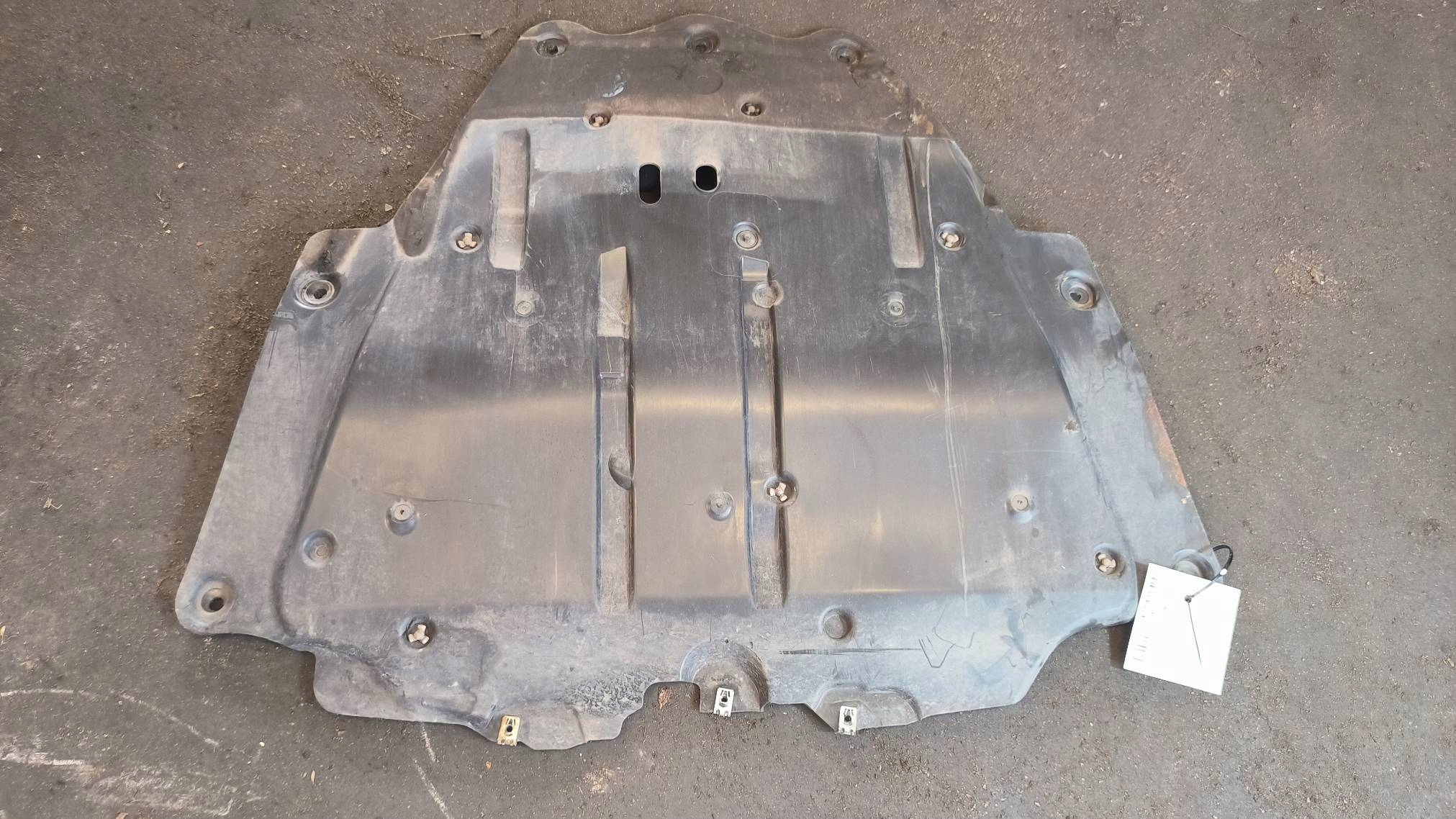 motor cover lower DACIA JOGGER LIFT