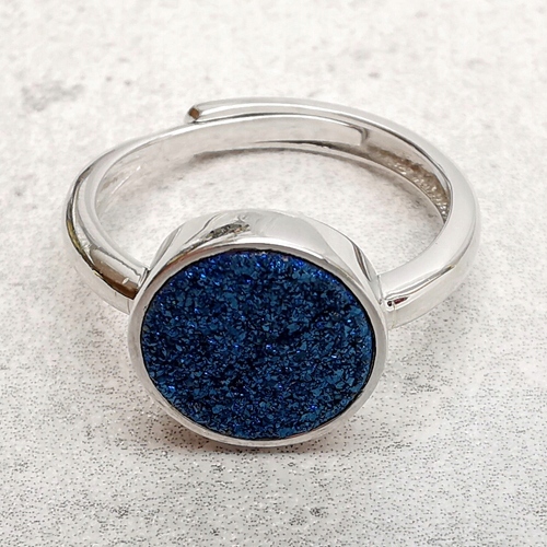 Prstýnek s modrou drúzou