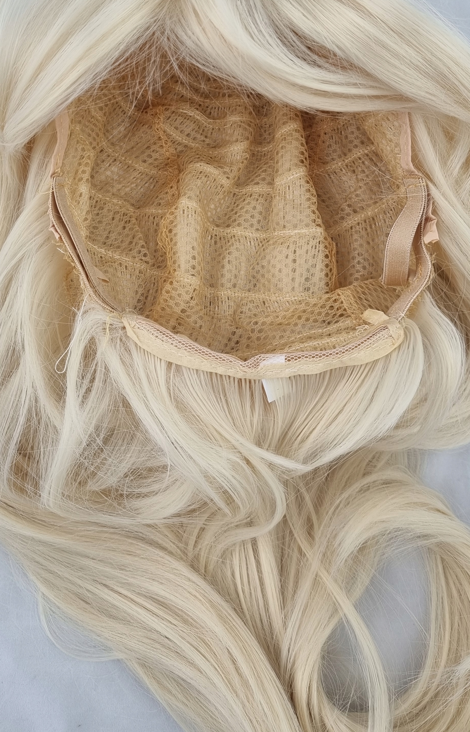 Peruka COSPLAY 70cm długie blond włosy DŁUGA ANIME MANGA JASNY BLOND Marka DKM