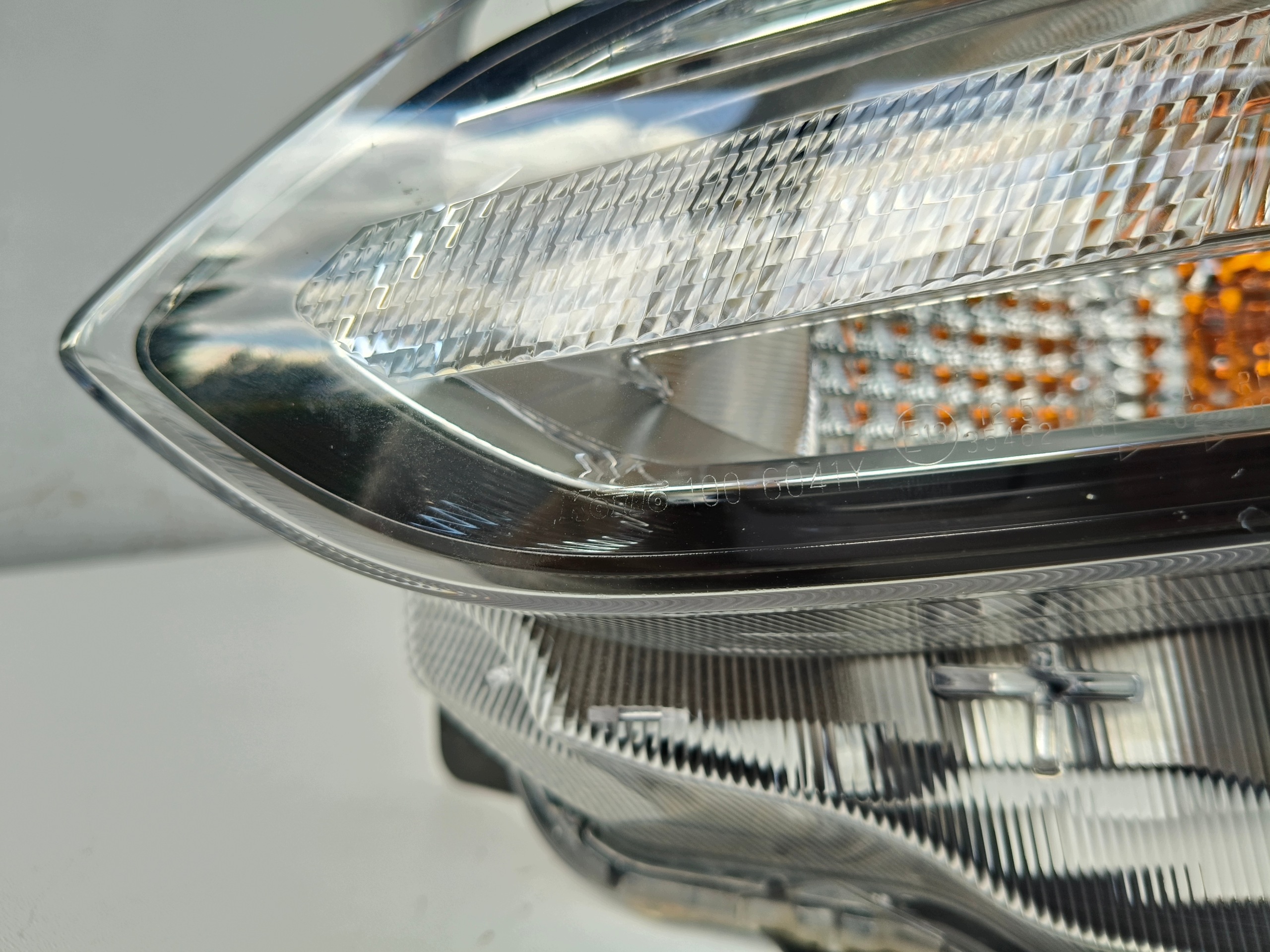 light left REFLEKTOR SUBARU XV II 20- LIFT FULL LED