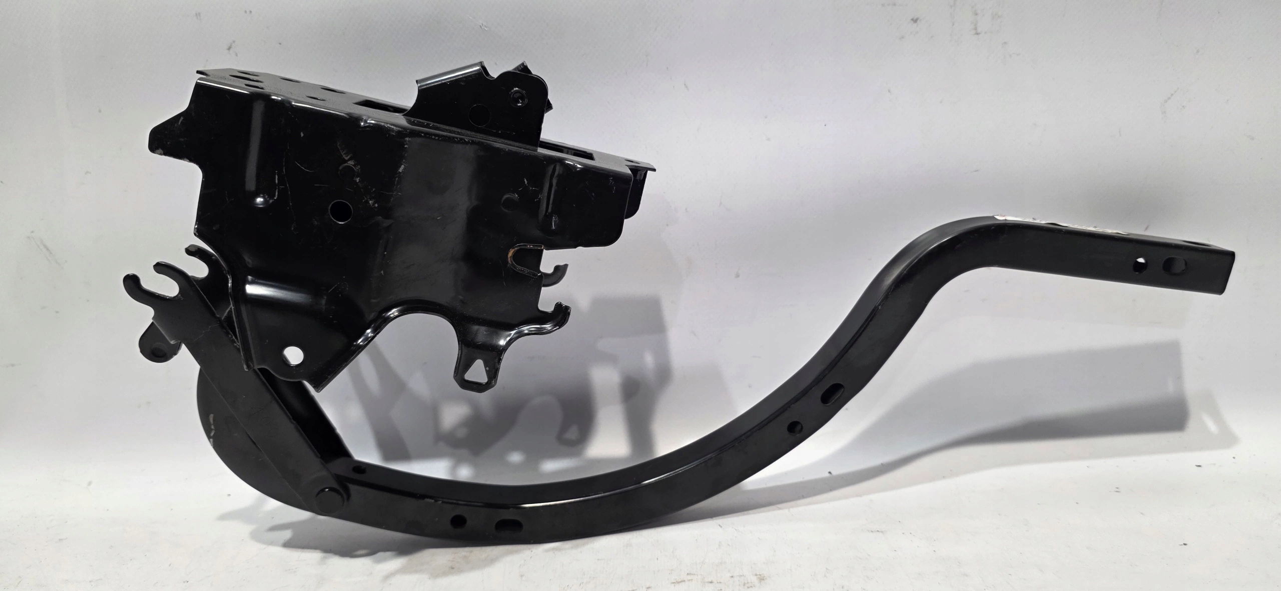 hinge bonnet boot left LEXUS IS III 14- new original 64520-53091