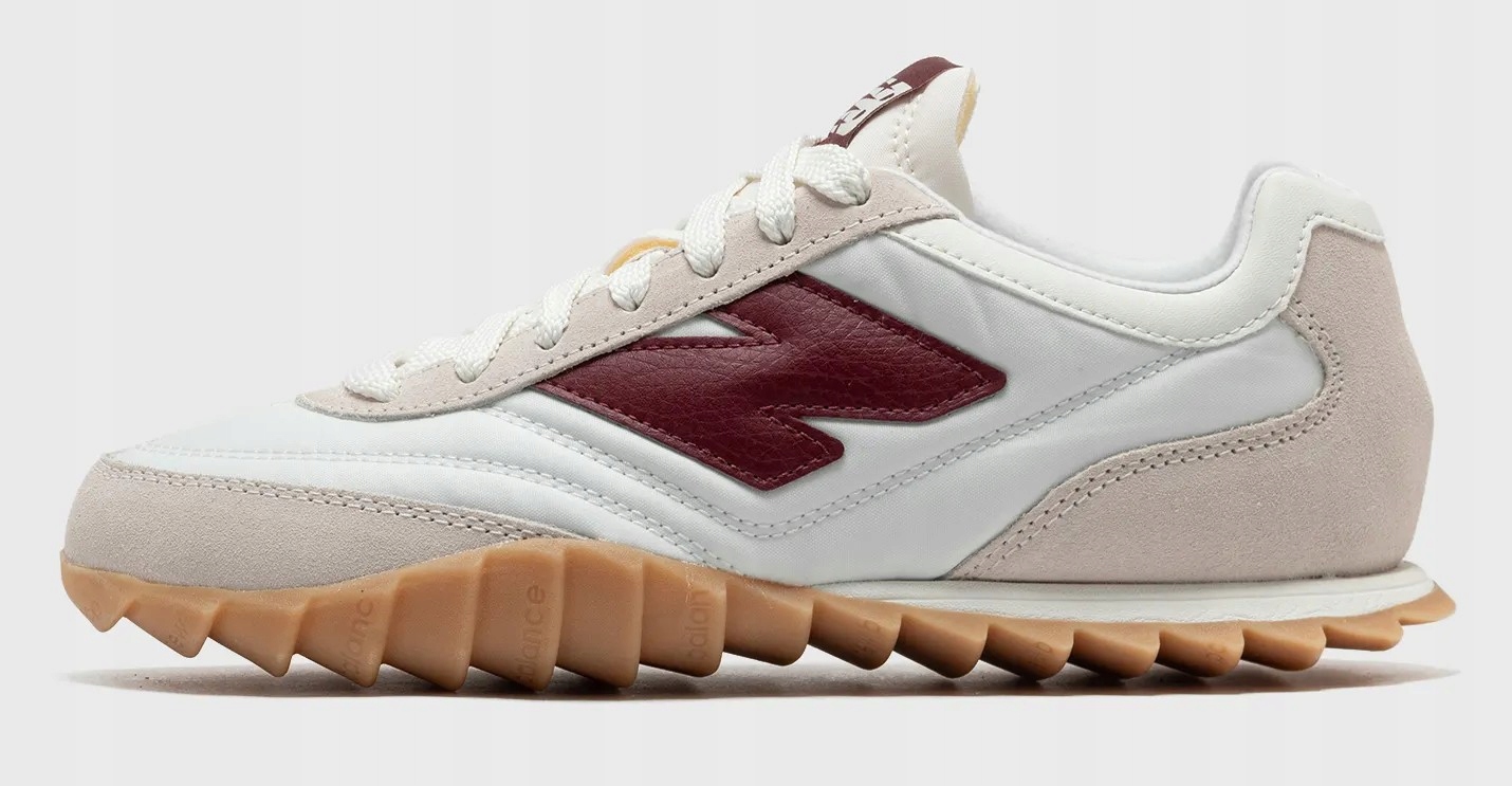 Boty New Balance URC30FA pánské tenisky 44