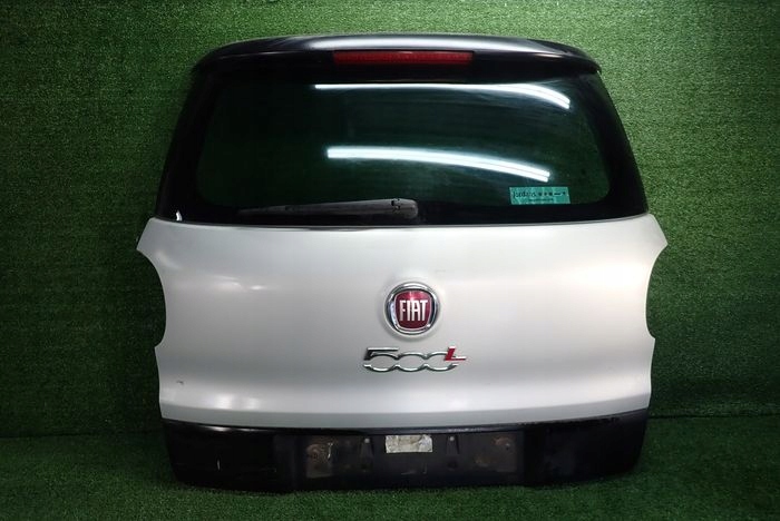 FIAT 500L XL boot doors rear part