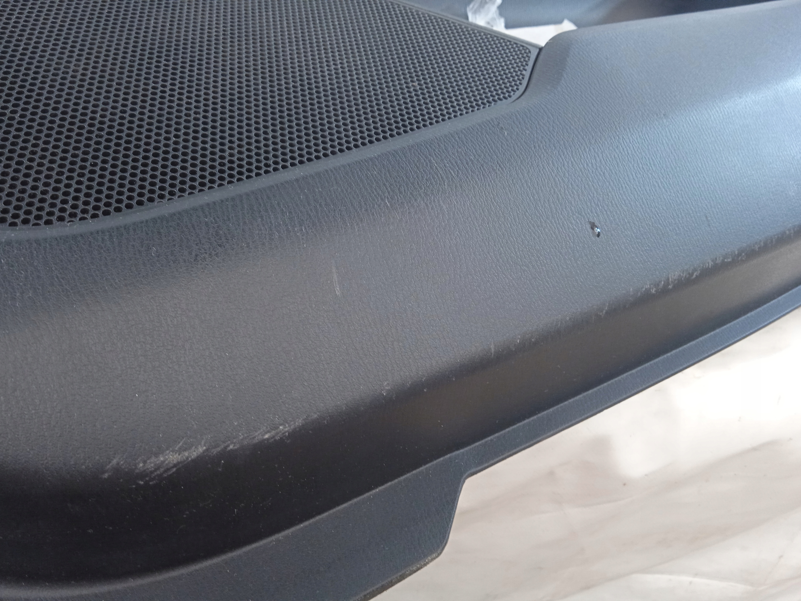 дверные карты правый передний KB8C6843X mazda CX5 II