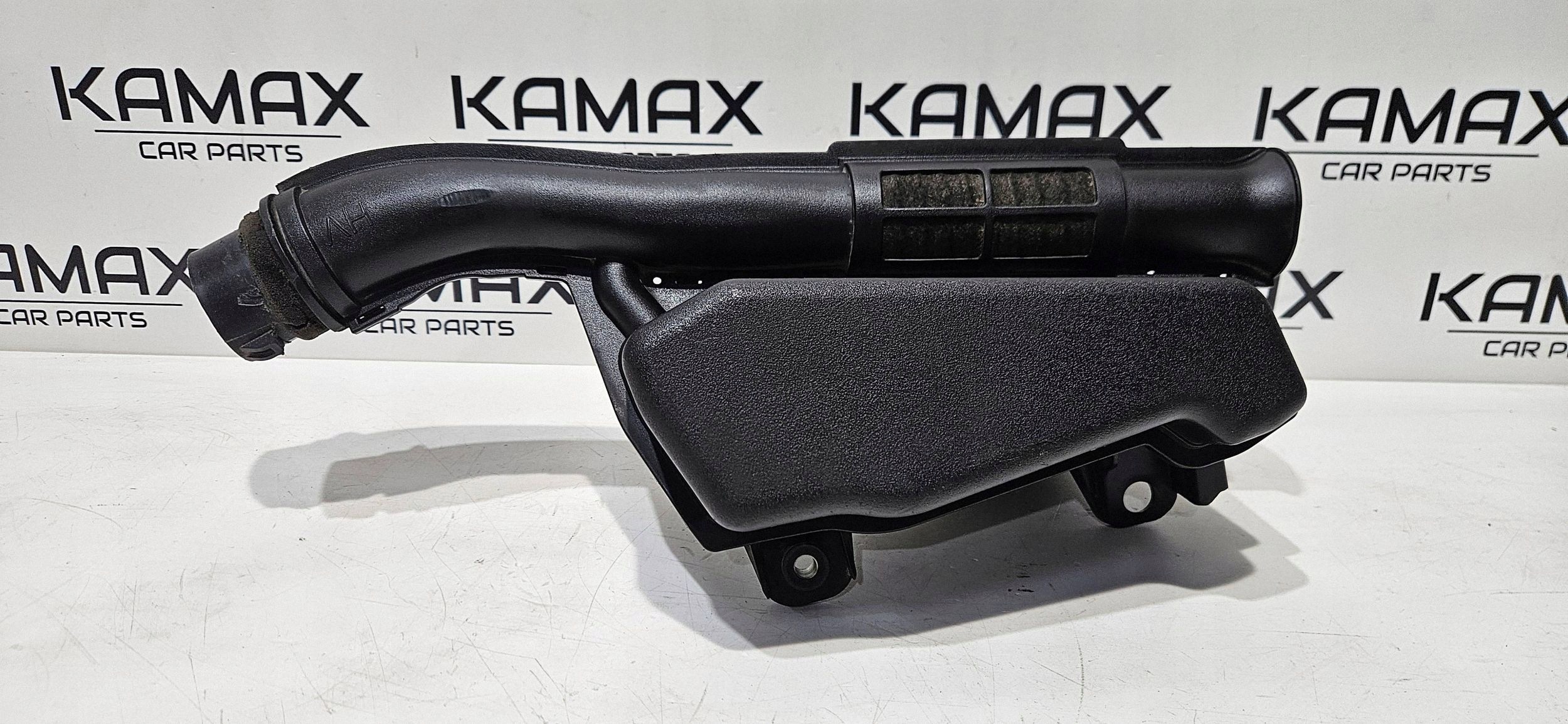 Rezonator intake front Toyota Auris E180 177500T010
