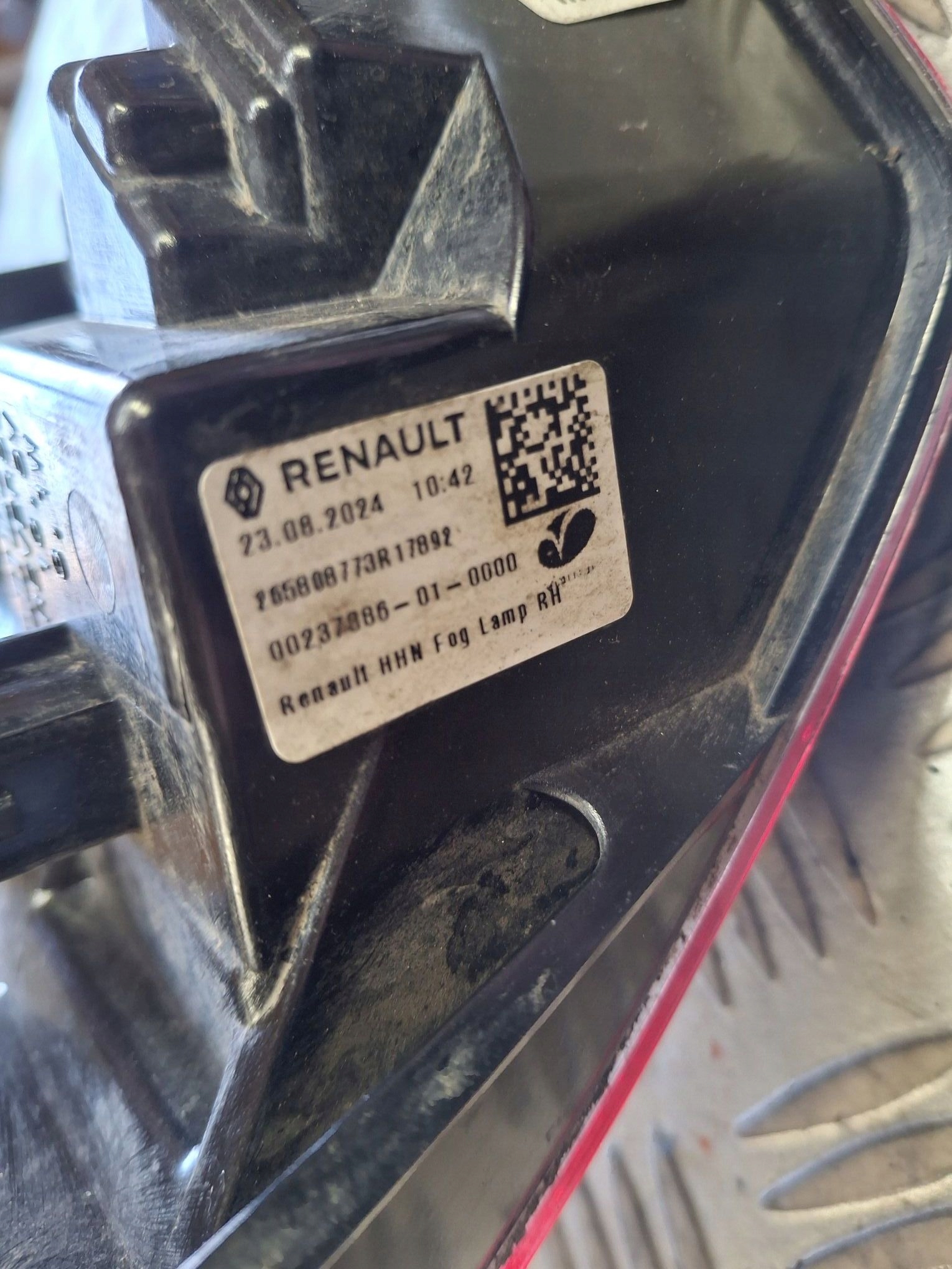RENAULT AUSTRAL 2022 -> light light PRZECIWMGIELNE rear part right