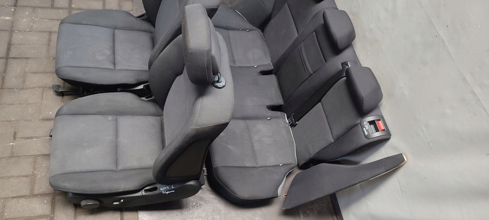 seat front left driver´s podgrzewany Mercedes W204 kombi