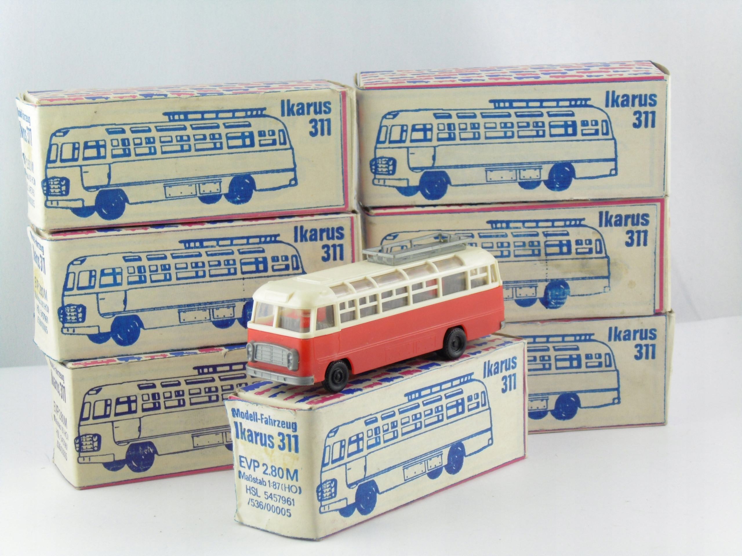 1:87 ESPEWE PERMOT SES AUTOBUS IKARUS 311 H0 7/11002