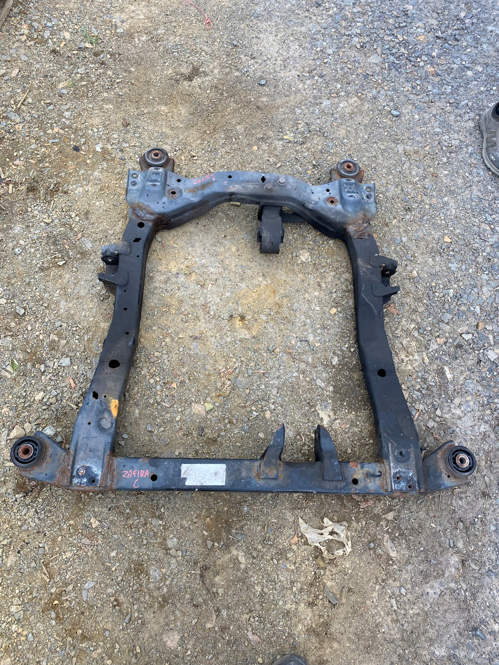 OPEL ZAFIRA C 2.0 CDTI axle beam axle beam subframe front