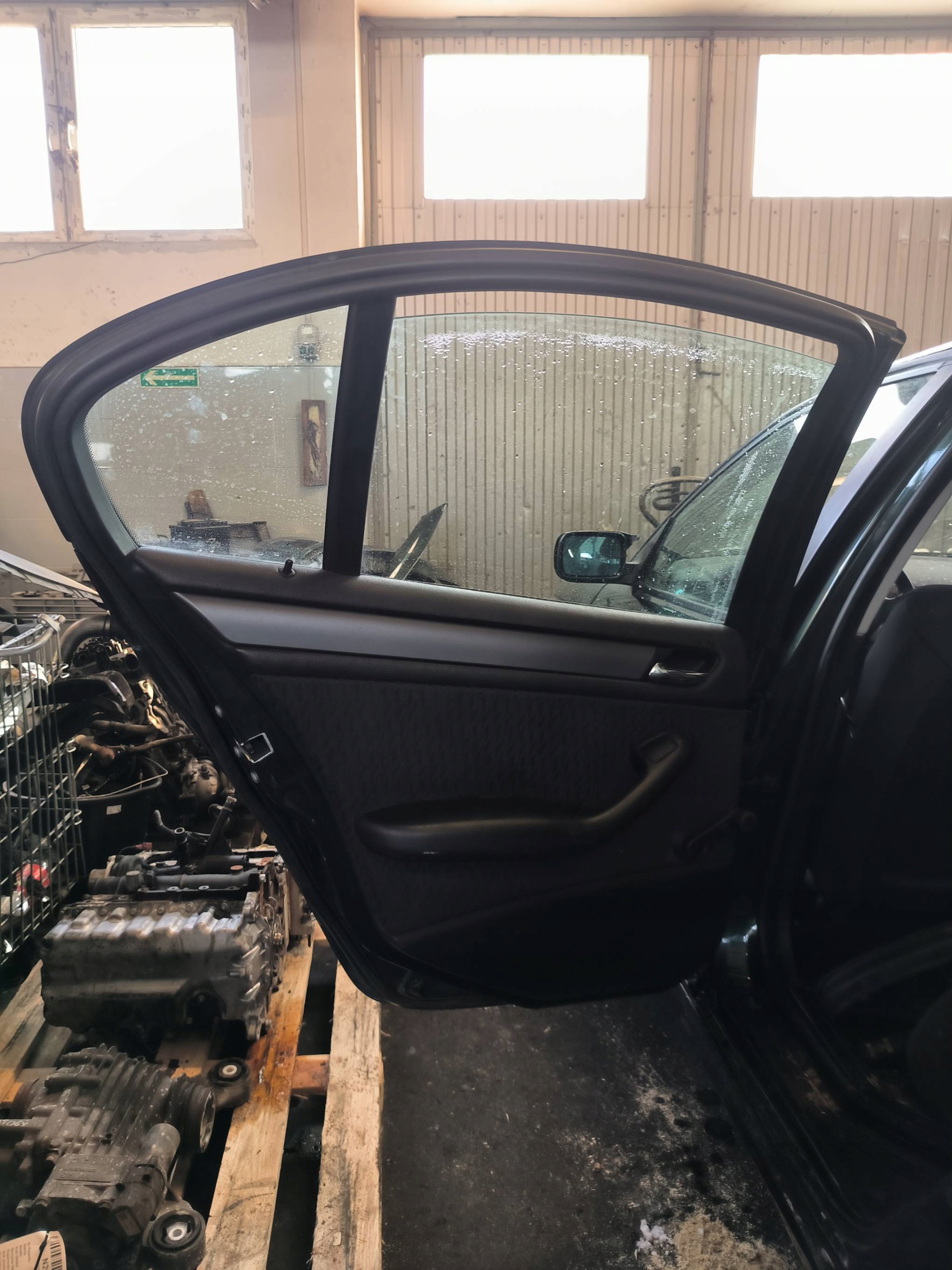 Tür links heck 386 BMW E46 318 Sedan