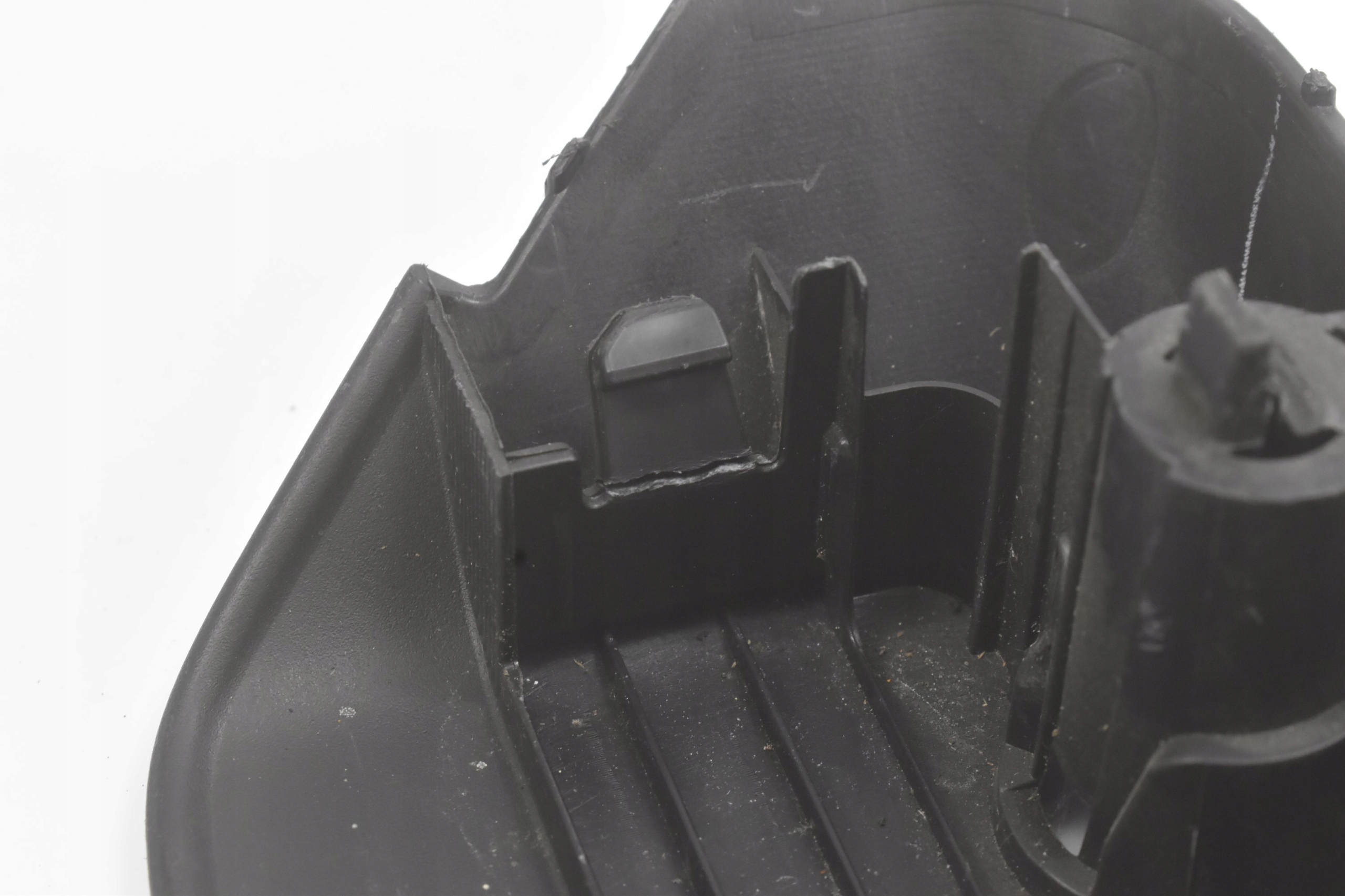 TRZECIE ŚWIATŁO STOP 288-16698 TOYOTA YARIS II Typ samochodu Samochody osobowe