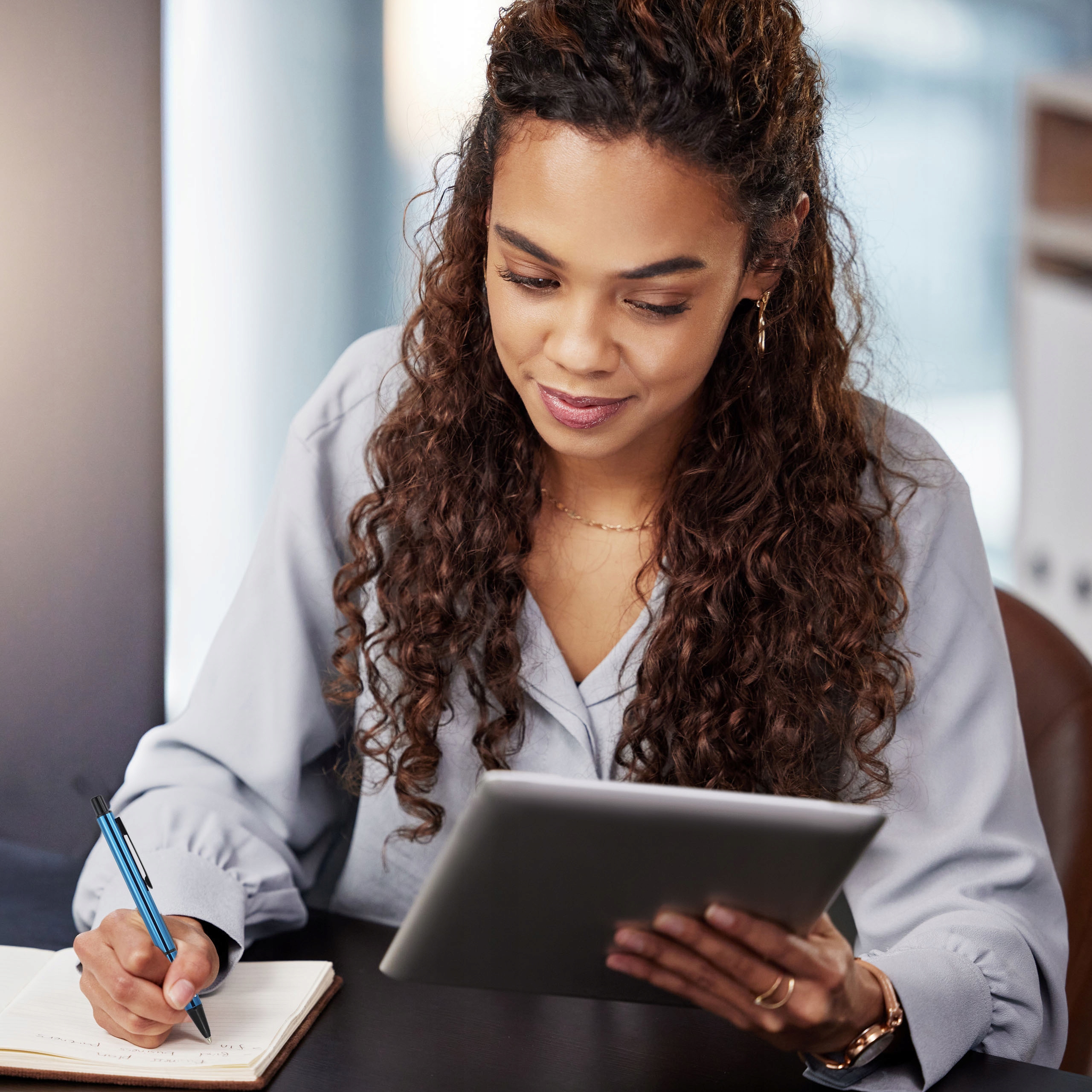 DŁUGOPIS REKLAMOWY METALOWY AUTOMAT NIEBIESKI 10SZT NIEBIESKI WKŁAD PREZENT Kolor wkładu niebieski