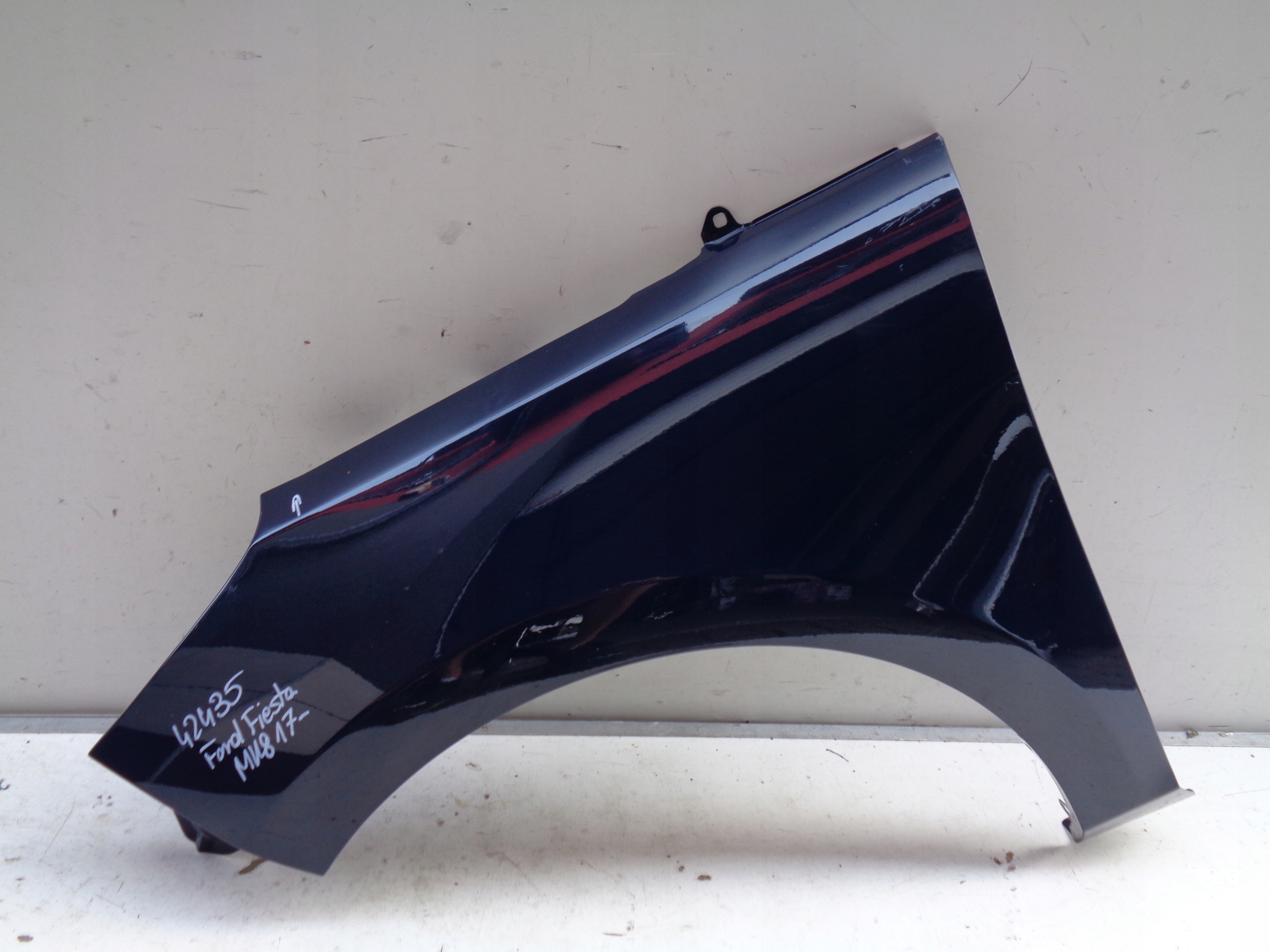 fender left front FORD FIESTA MK8 17- NR 42435