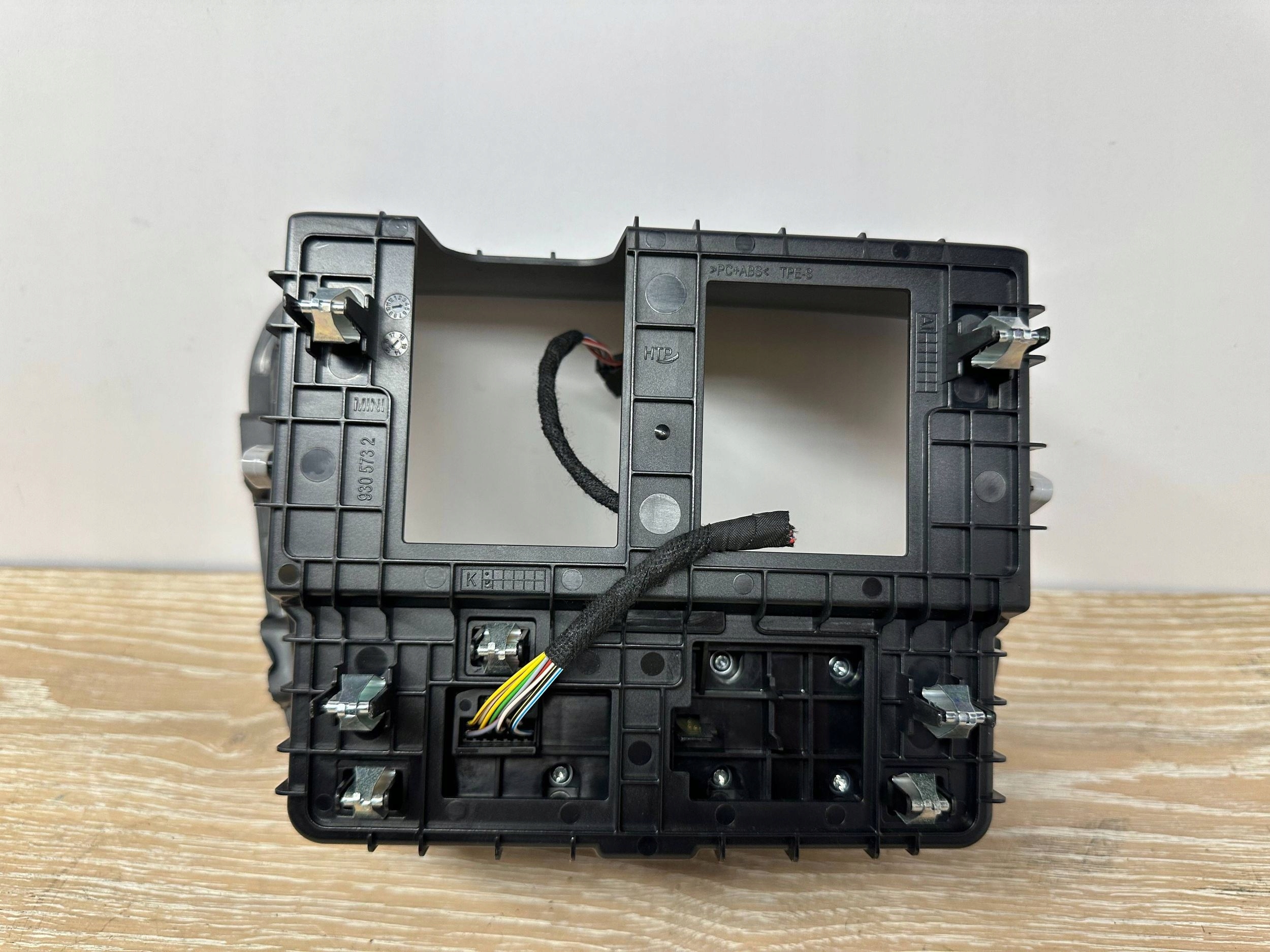 button Start-Stop front Mini Clubman F54 9319015