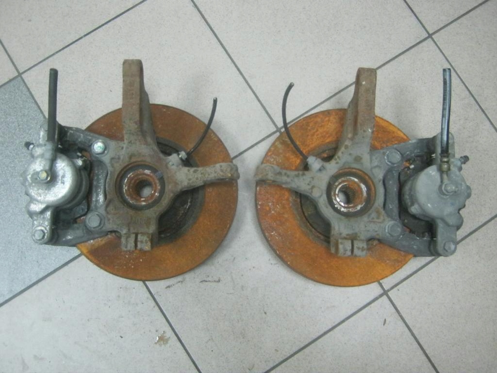 swing right left Nissan Micra K13 K-13 10