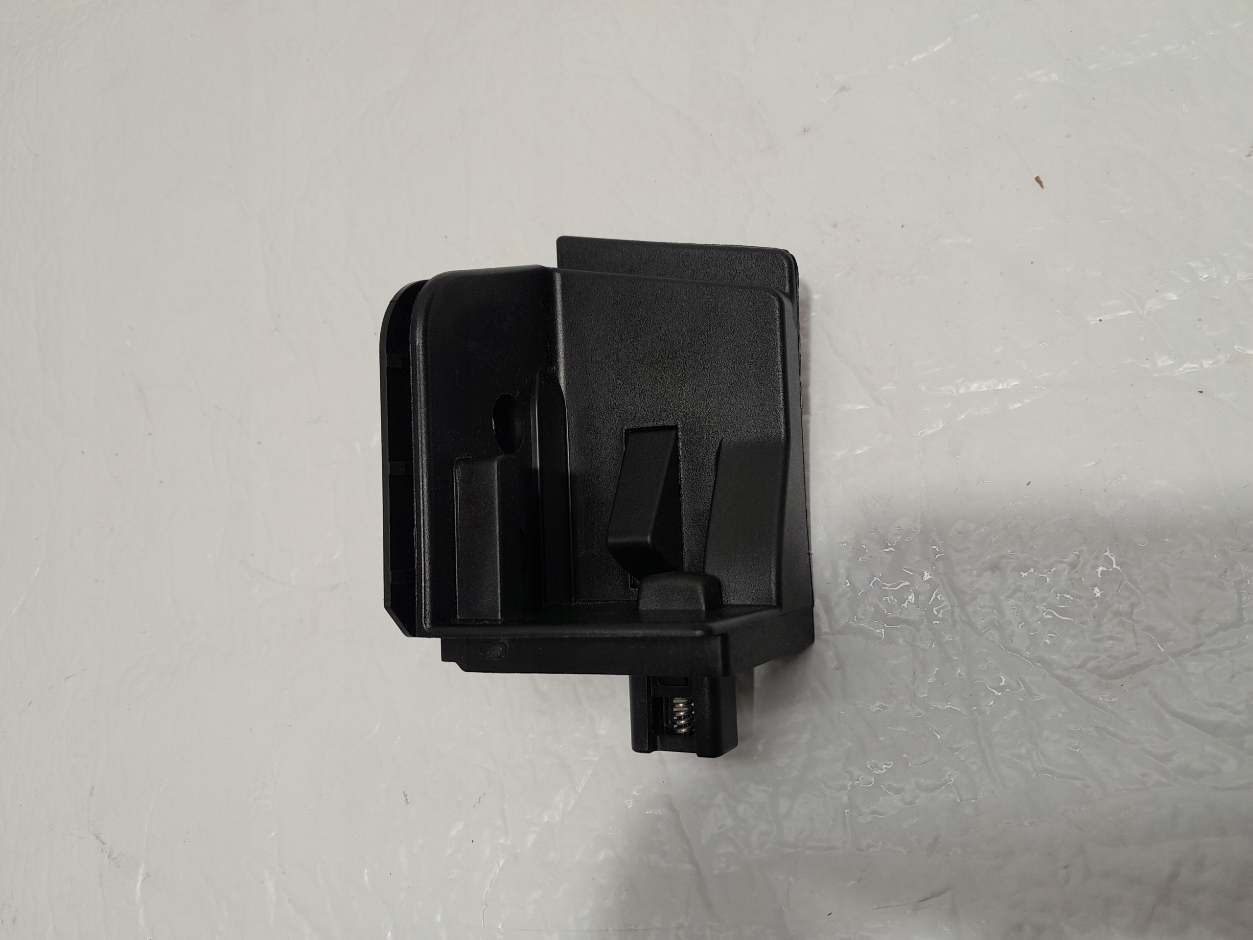 BMW X3 G01 LCI holder bracket ROLETY boot left 7396581