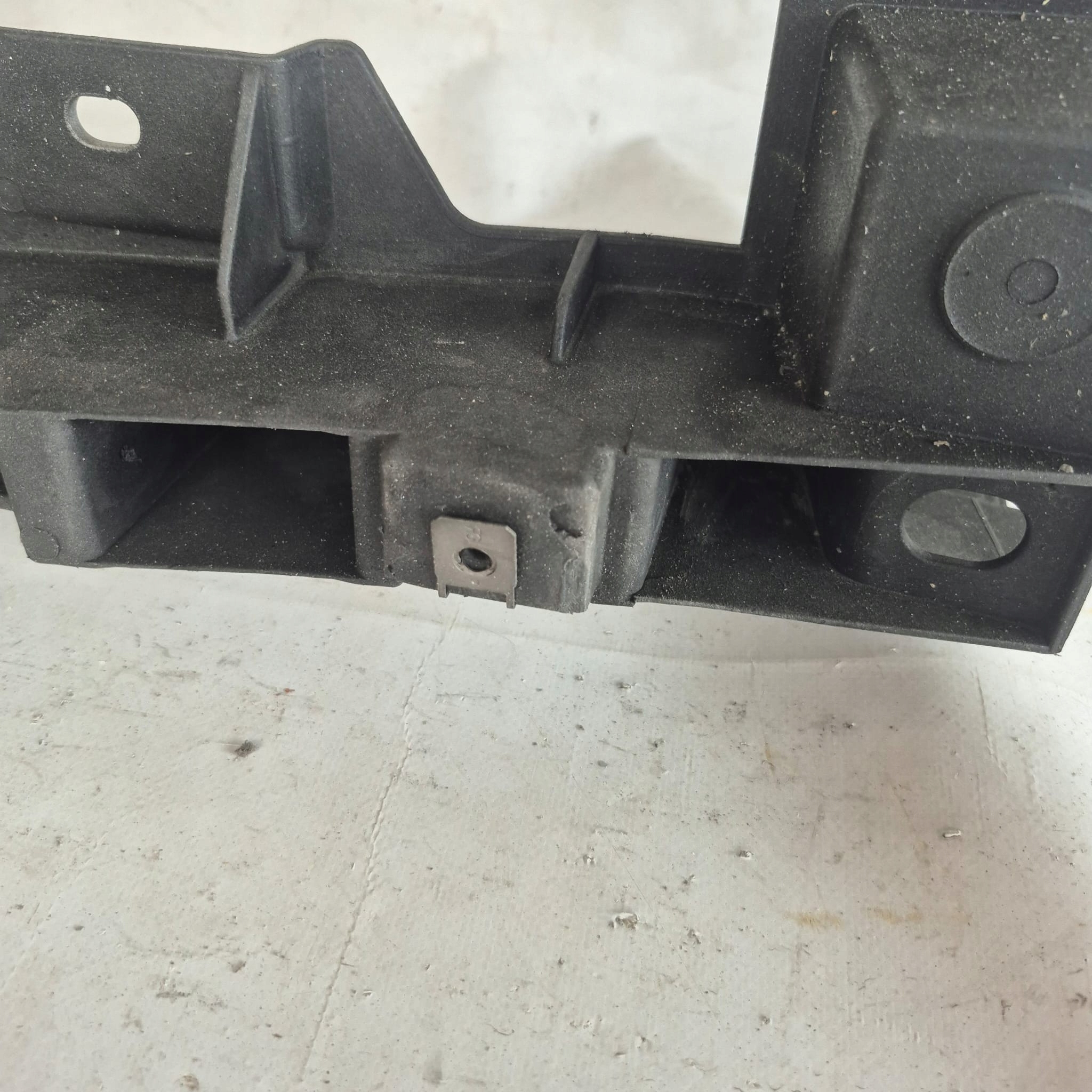 RENAULT TRAFIC III 3 LIFT 21-> support panel for radiators pillar