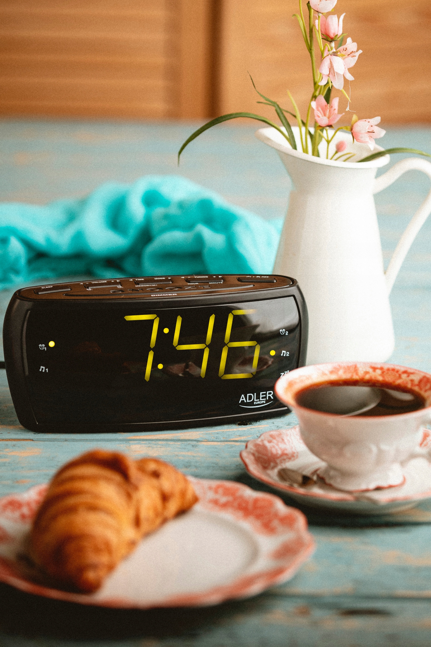 RADIOBUDZIK KUCHENNY SIECIOWY AM FM DRZEMKA LED Waga produktu z opakowaniem jednostkowym 0.58 kg