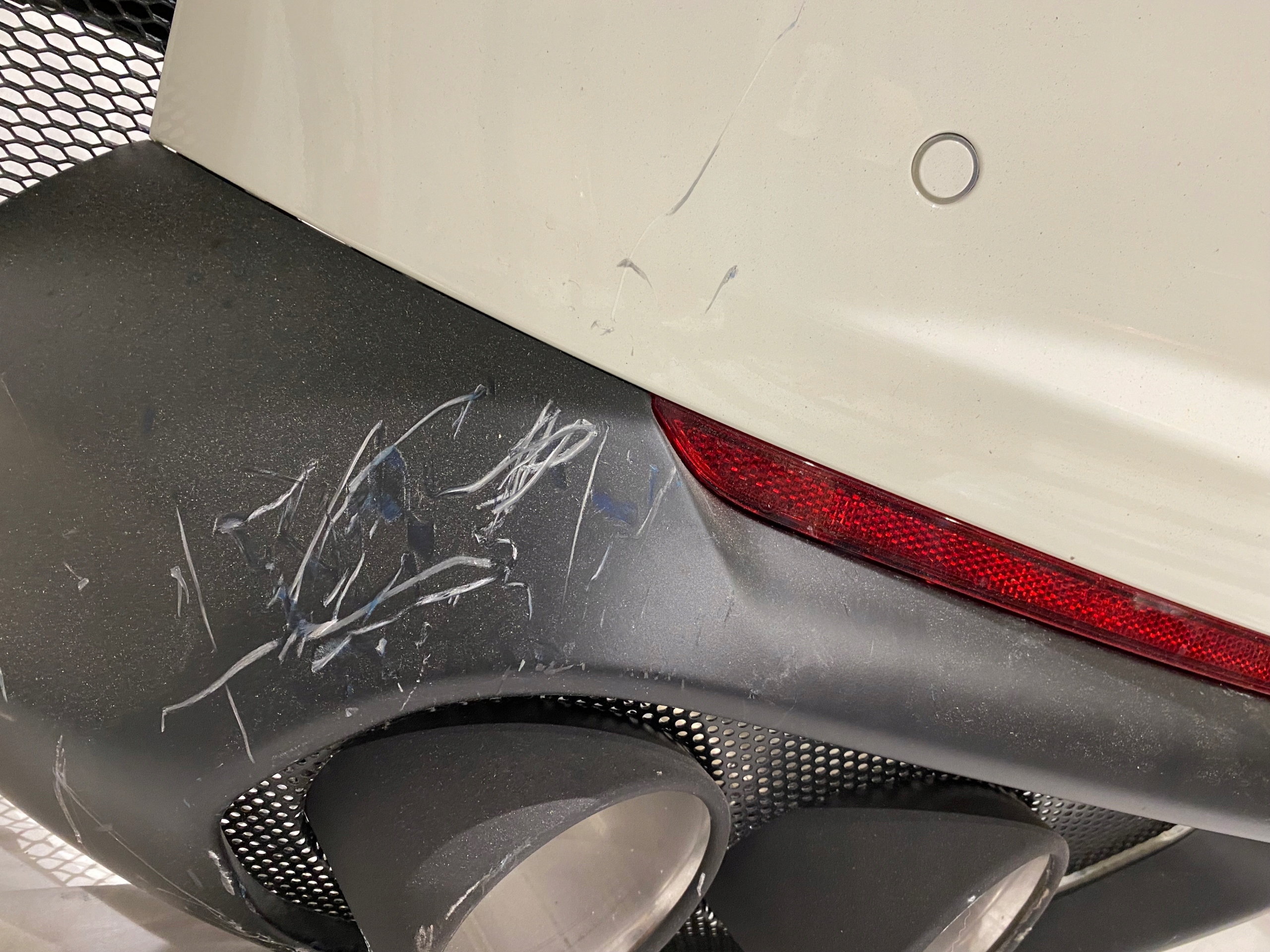 FERRARI 812 SUPERFAST HECK STOSSSTANGE BUMPER 89335300