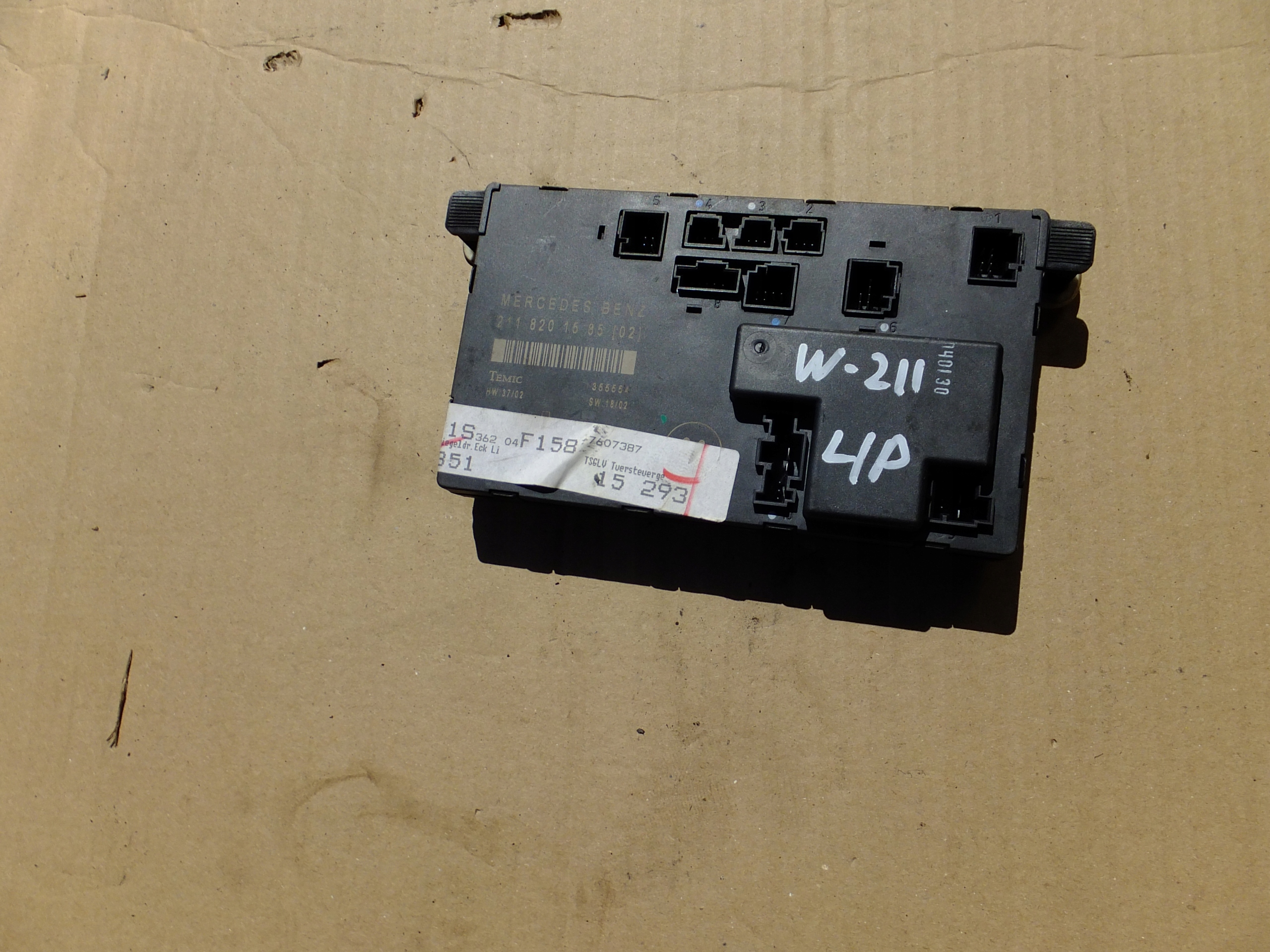module door left front mercedes w211 2118201585