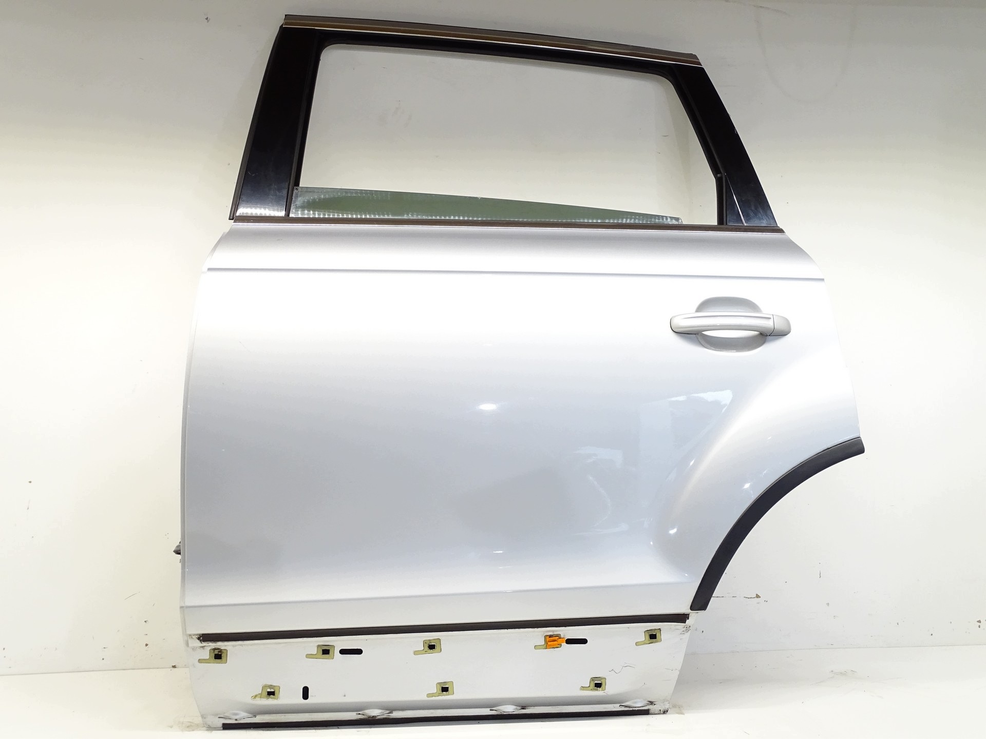 door left rear part left TYLNIE AUDI Q7 4L LIFT