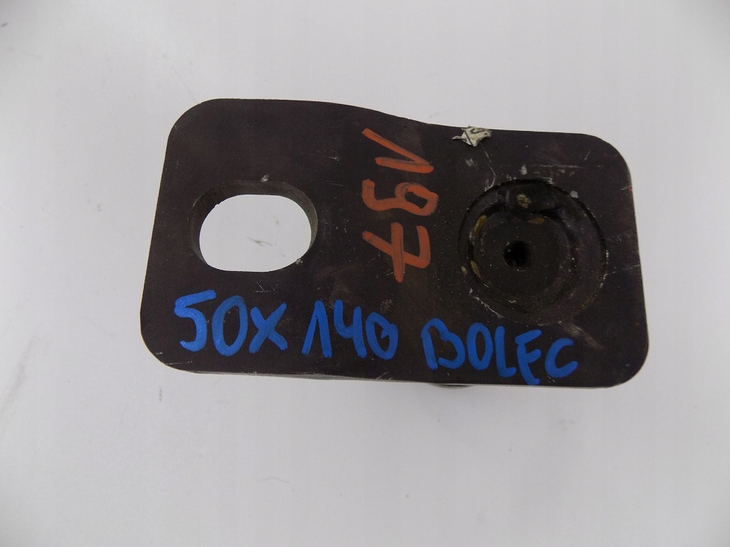 KOMATSU штырь 50X140